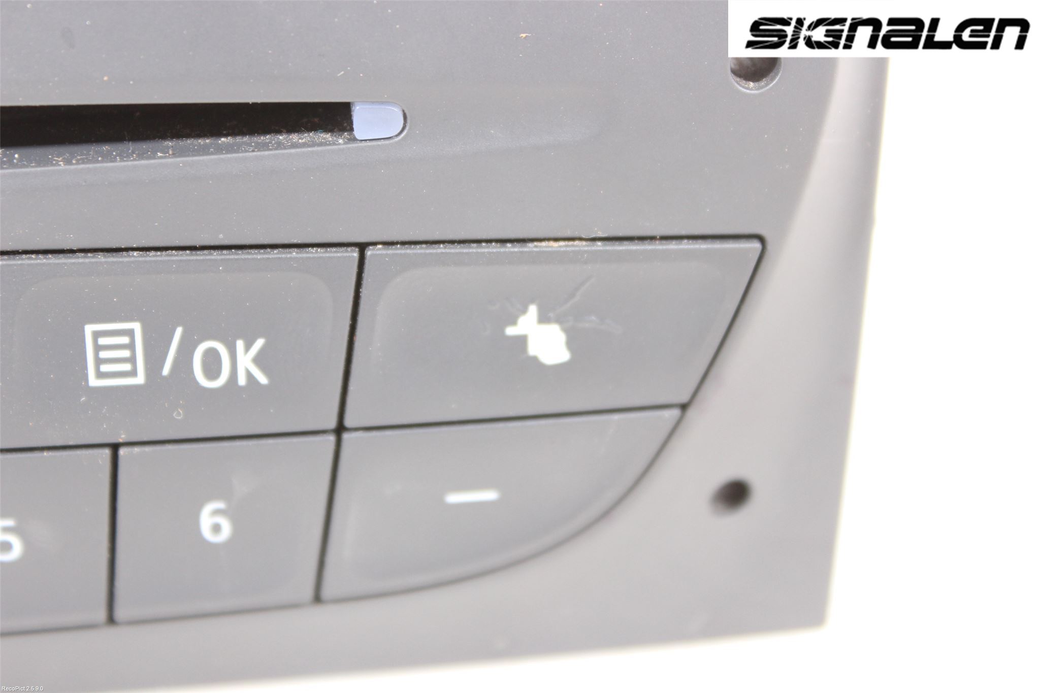 Renault CLIO III  06-09 Radio