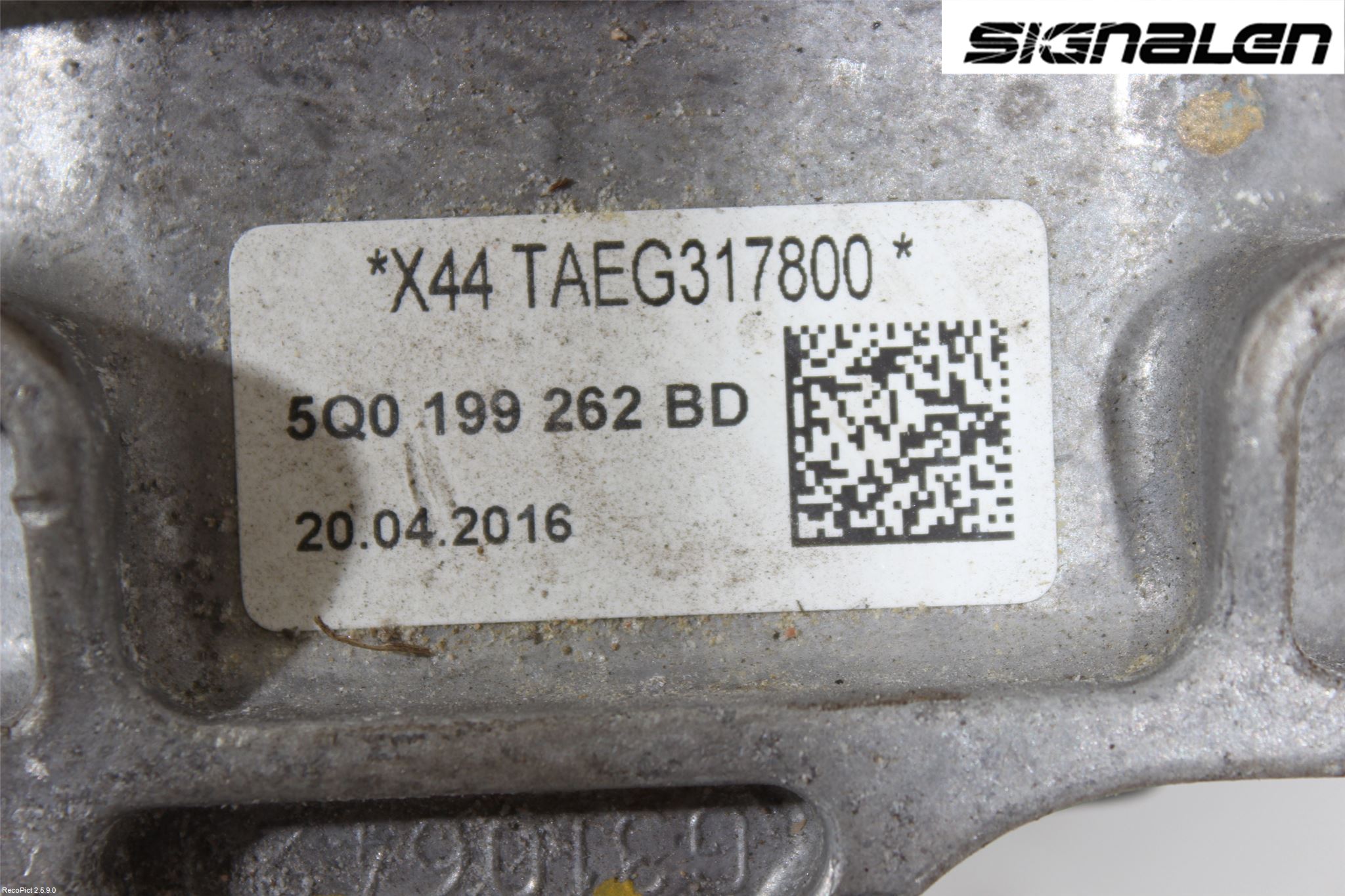 Seat LEON 13-20 Motorfäste