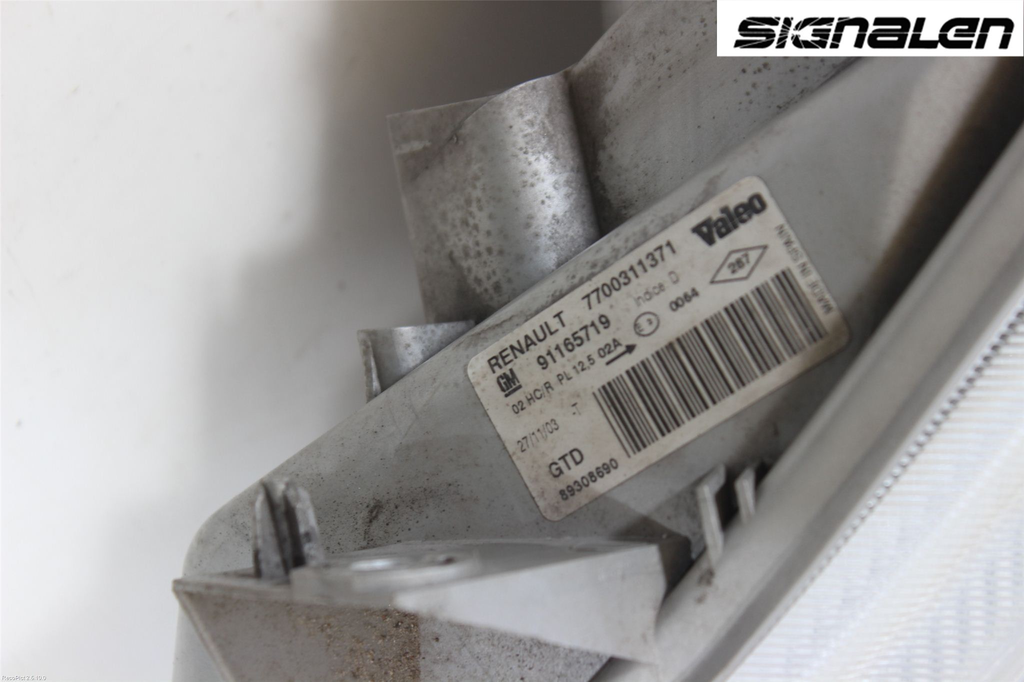 Renault TRAFIC   02-14 Strålkastare Vänster