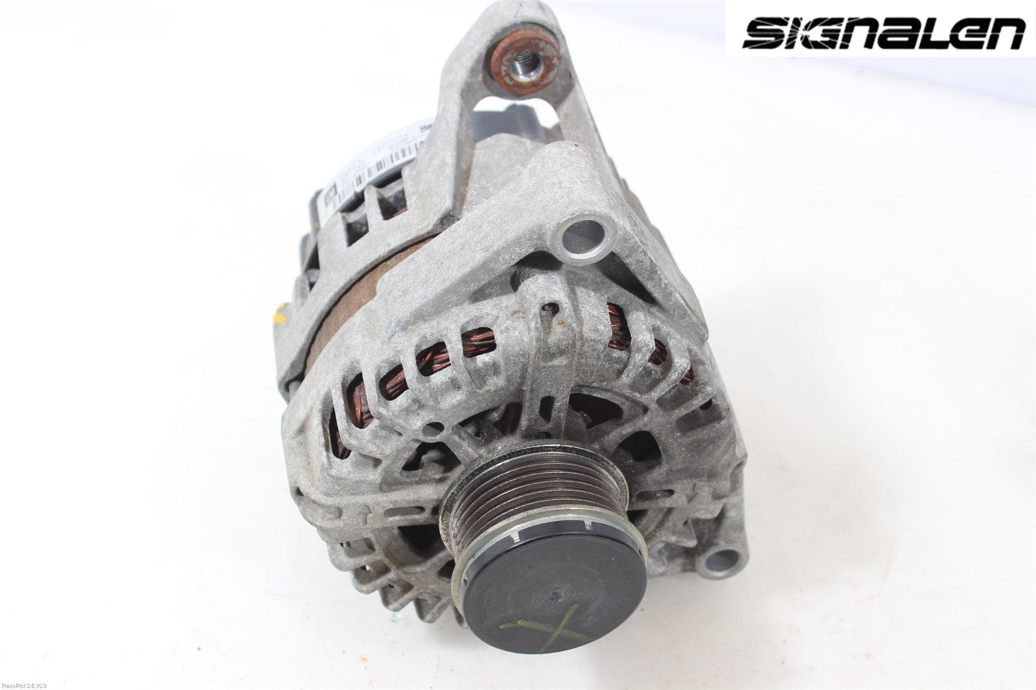 Opel ASTRA J 10-15 Generator