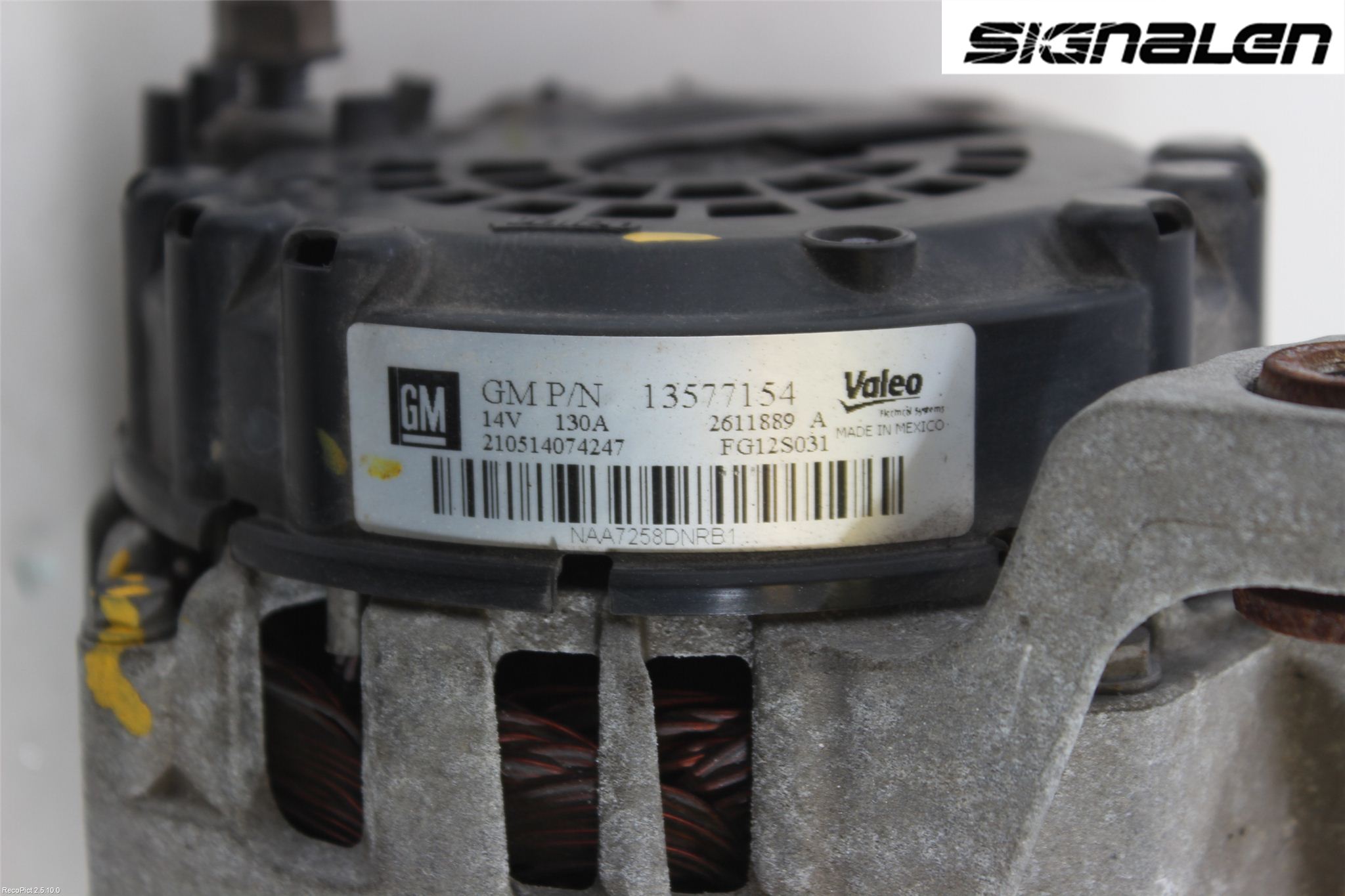 Opel ASTRA J 10-15 Generator