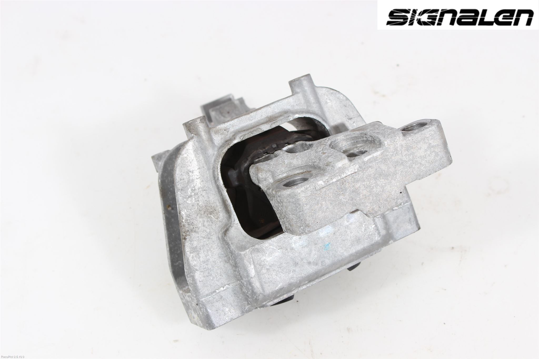 Volkswagen VW GOLF / E-GOLF VII 13-20 Motorfäste