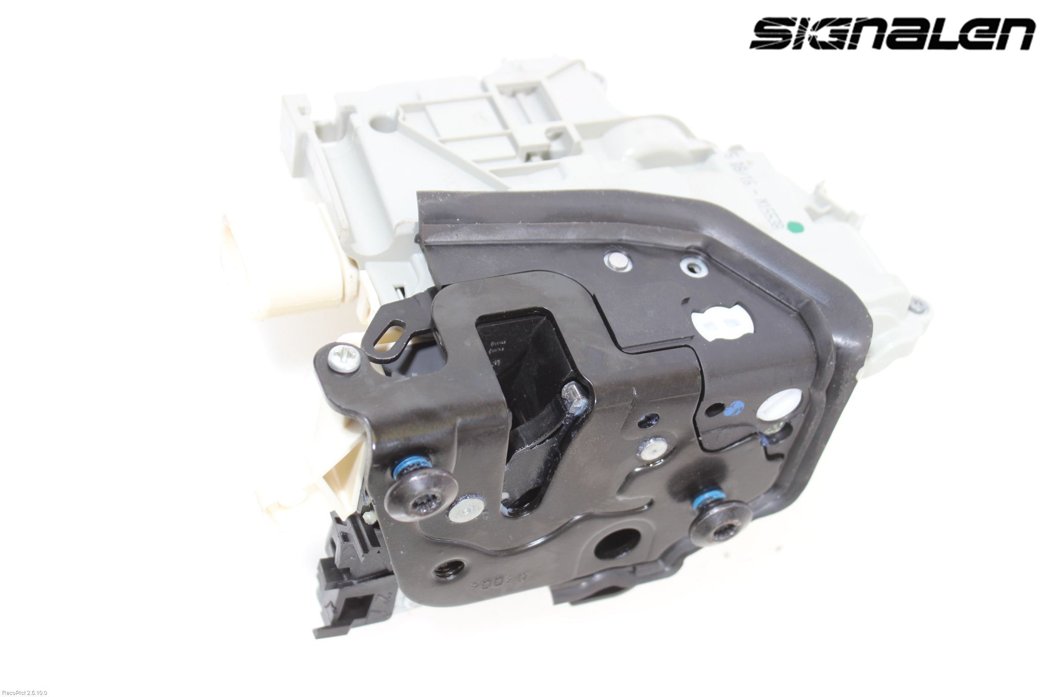 Audi A4/S4 B9 16-19 Låskista-Dörrlås