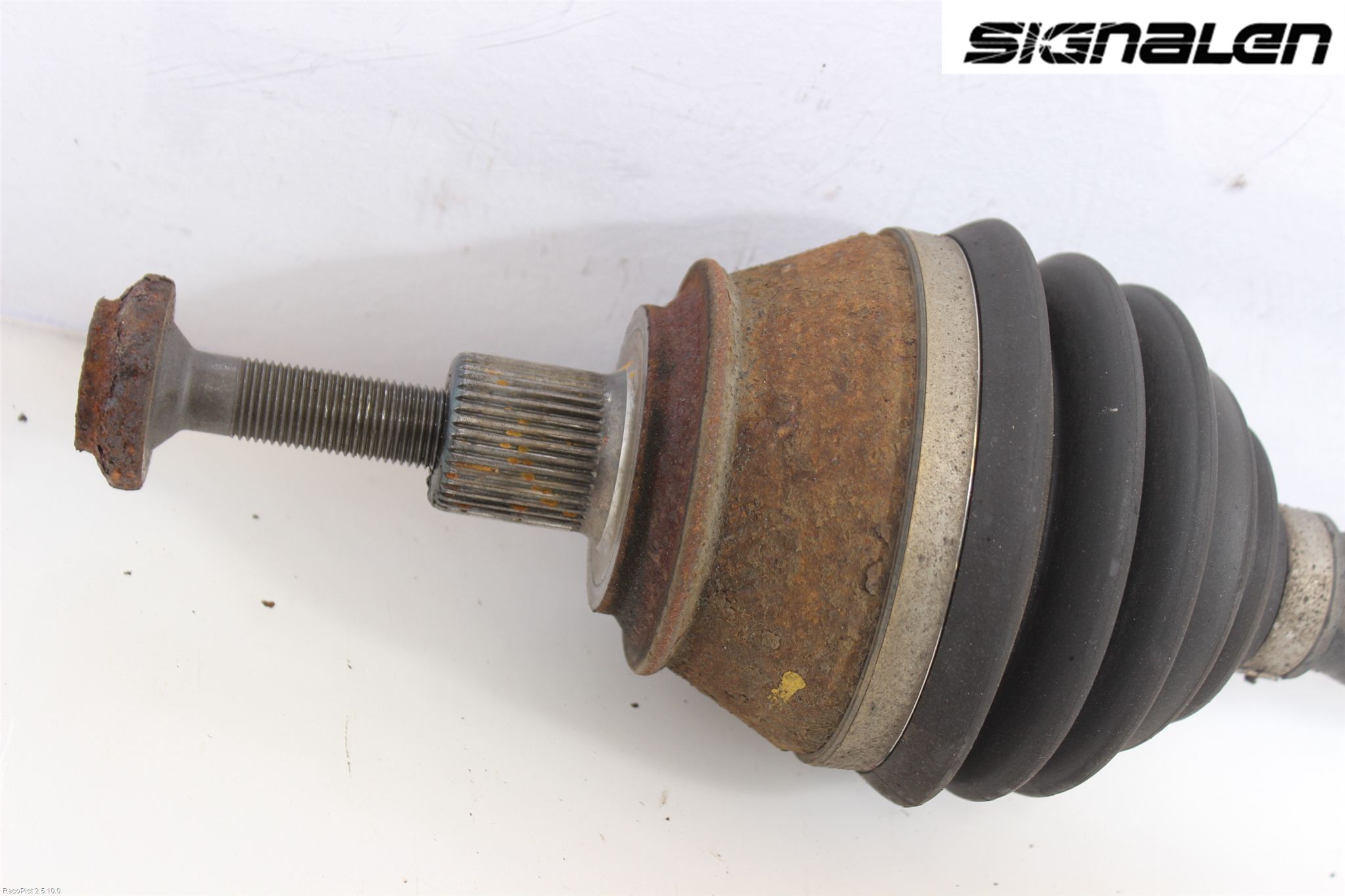 Audi A6/S6     05-11 Drivaxel Fram Vänster