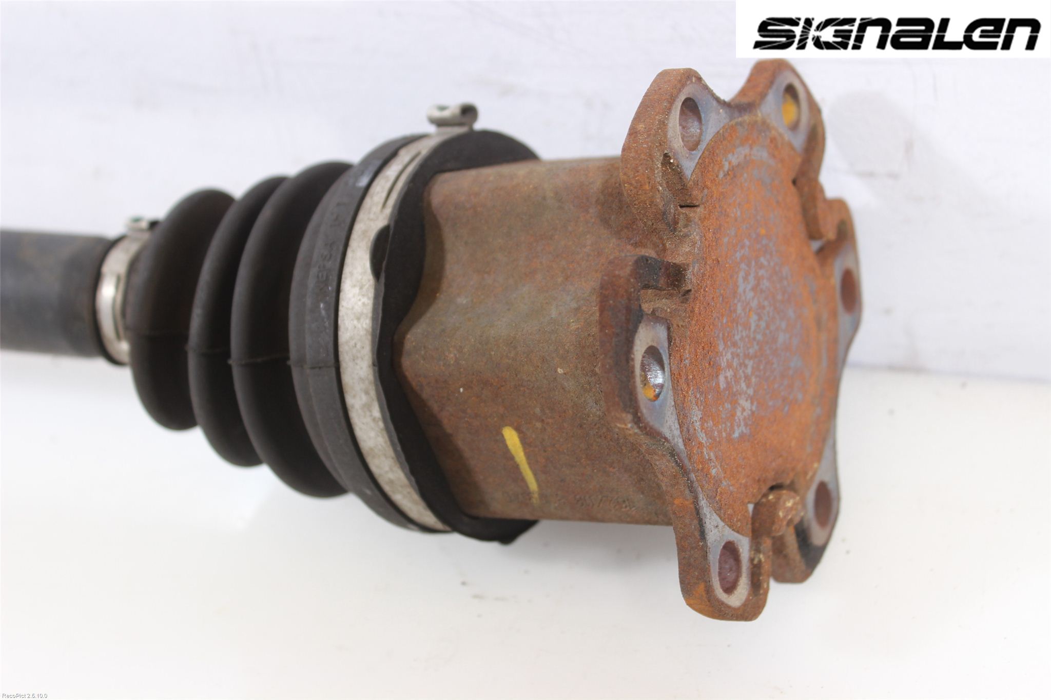 Audi A6/S6     05-11 Drivaxel Fram Vänster