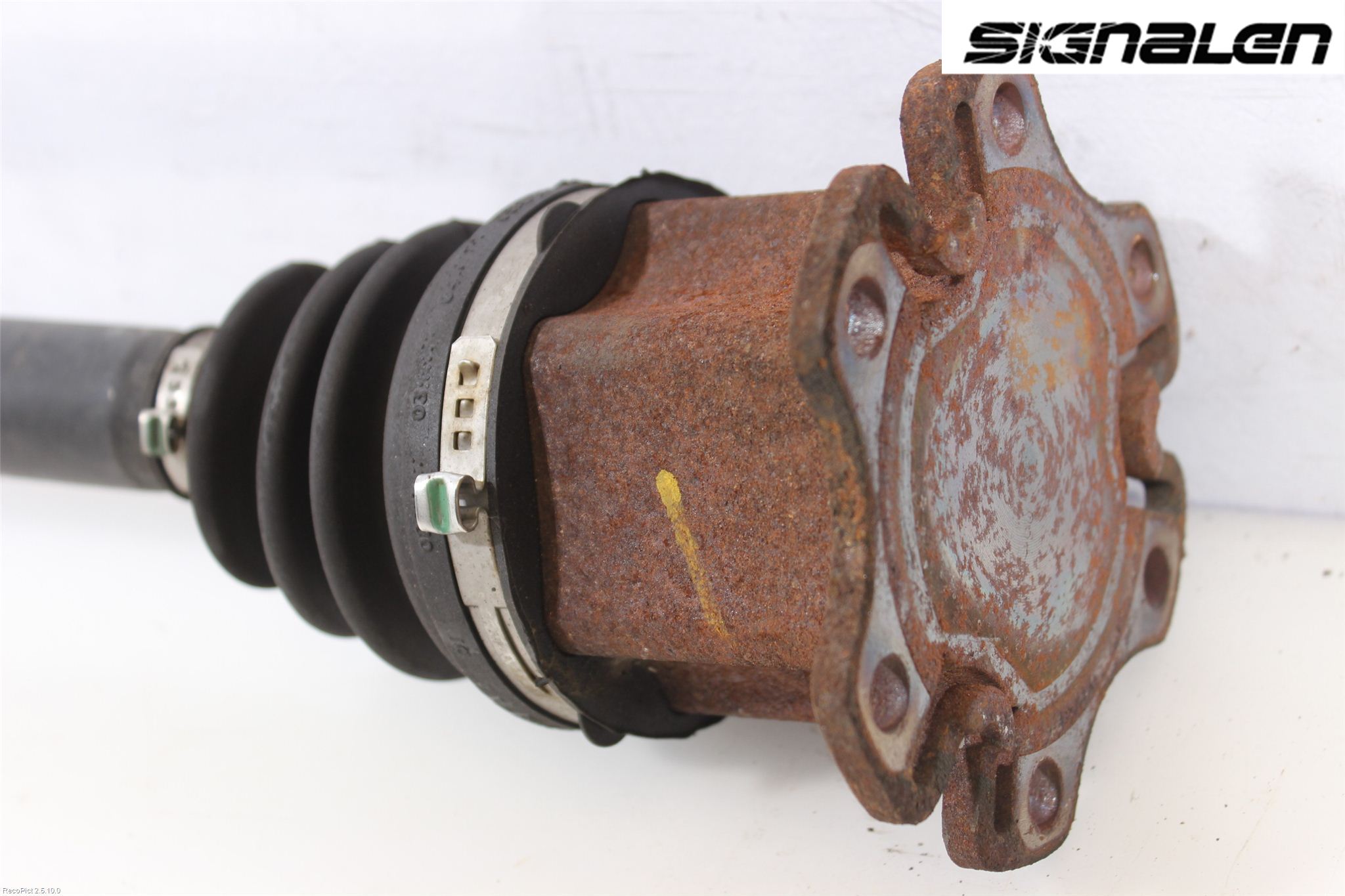 Audi A6/S6     05-11 Drivaxel Fram Höger