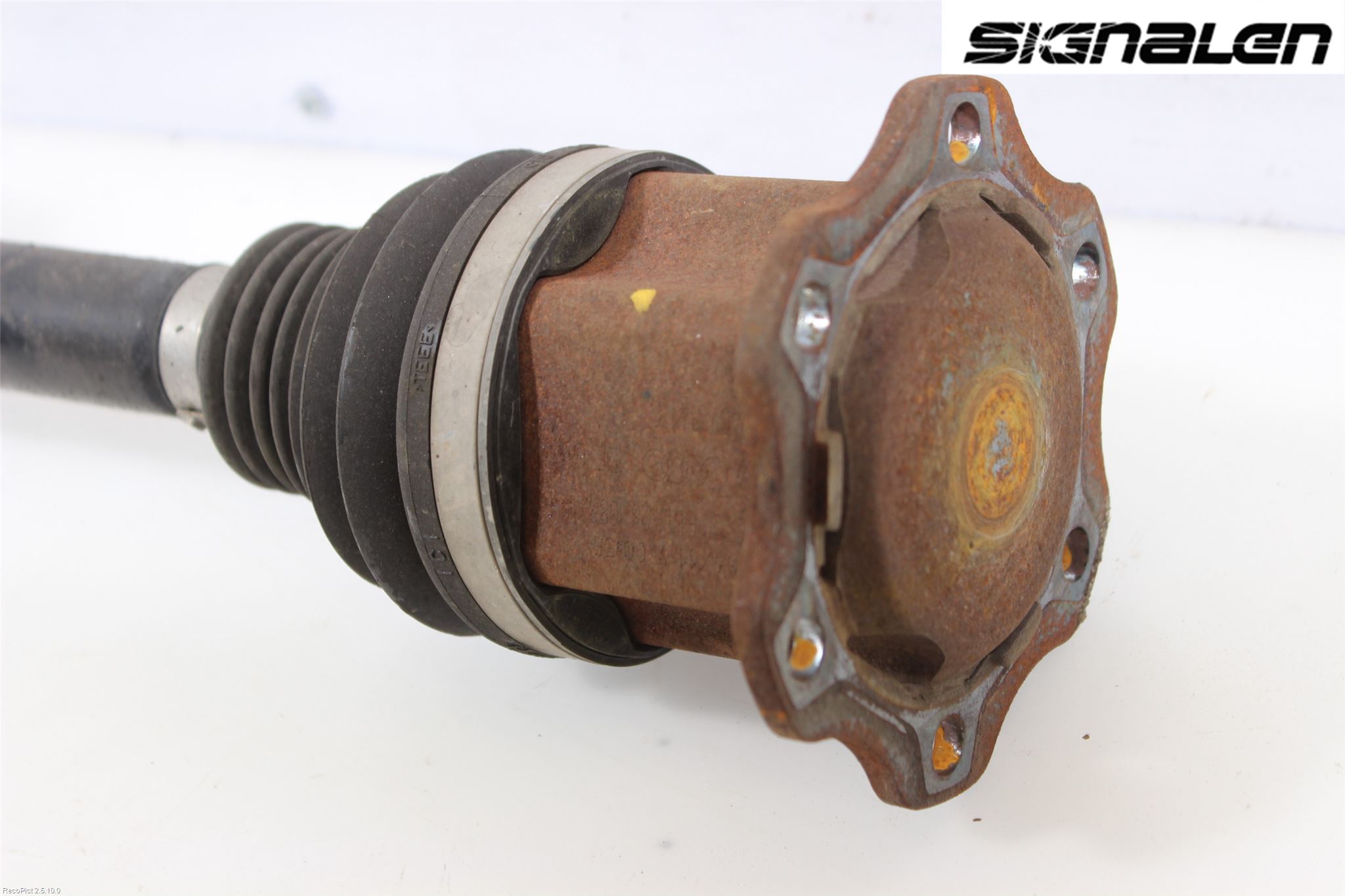 Audi A4/S4 08-11 Drivaxel Fram Höger