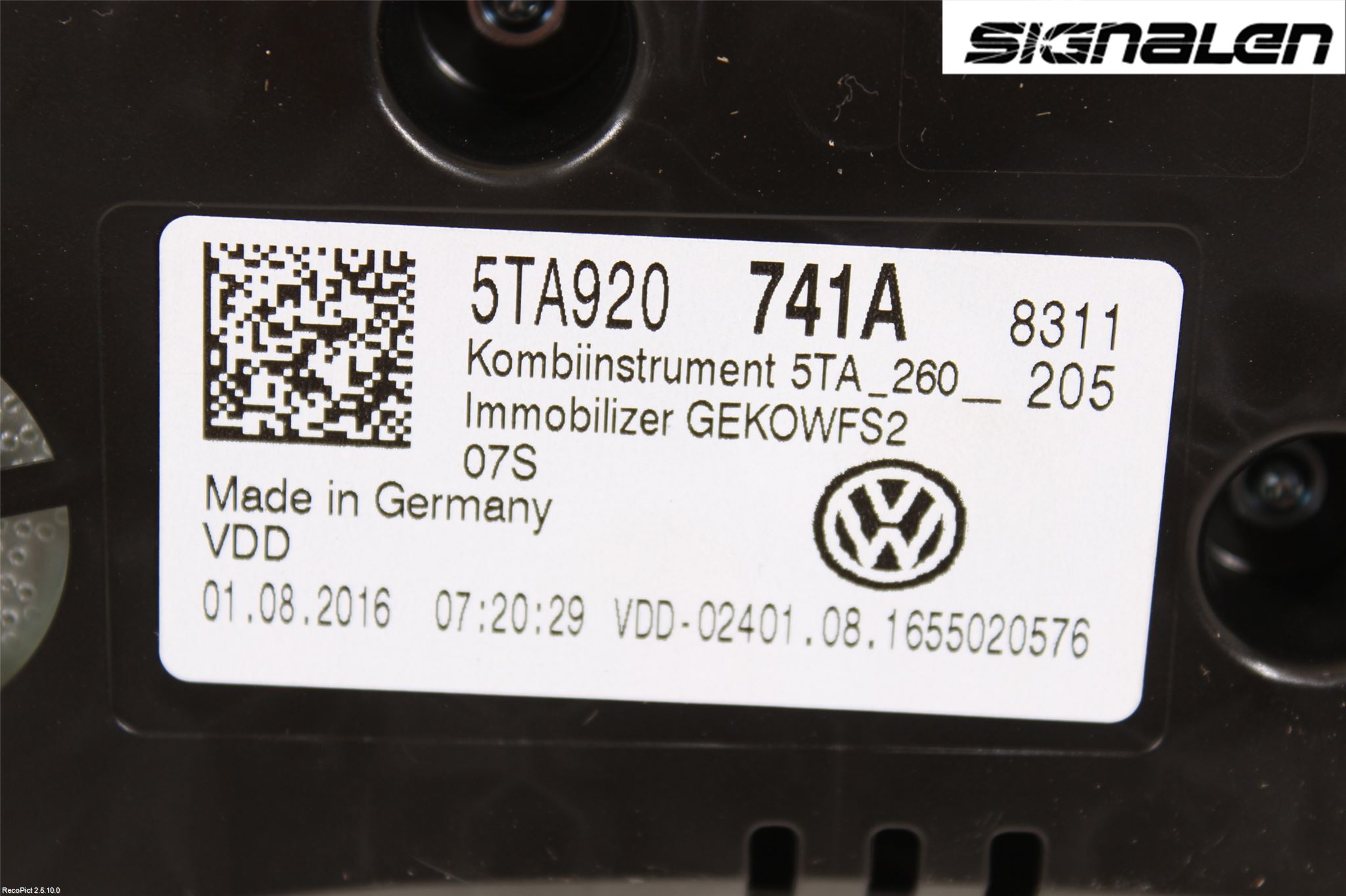 Volkswagen VW TOURAN 16- Instrument Komb