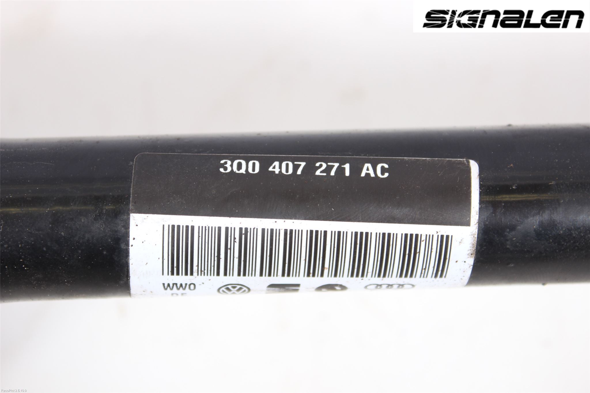 Volkswagen VW TOURAN 16- Drivaxel Fram Vänster