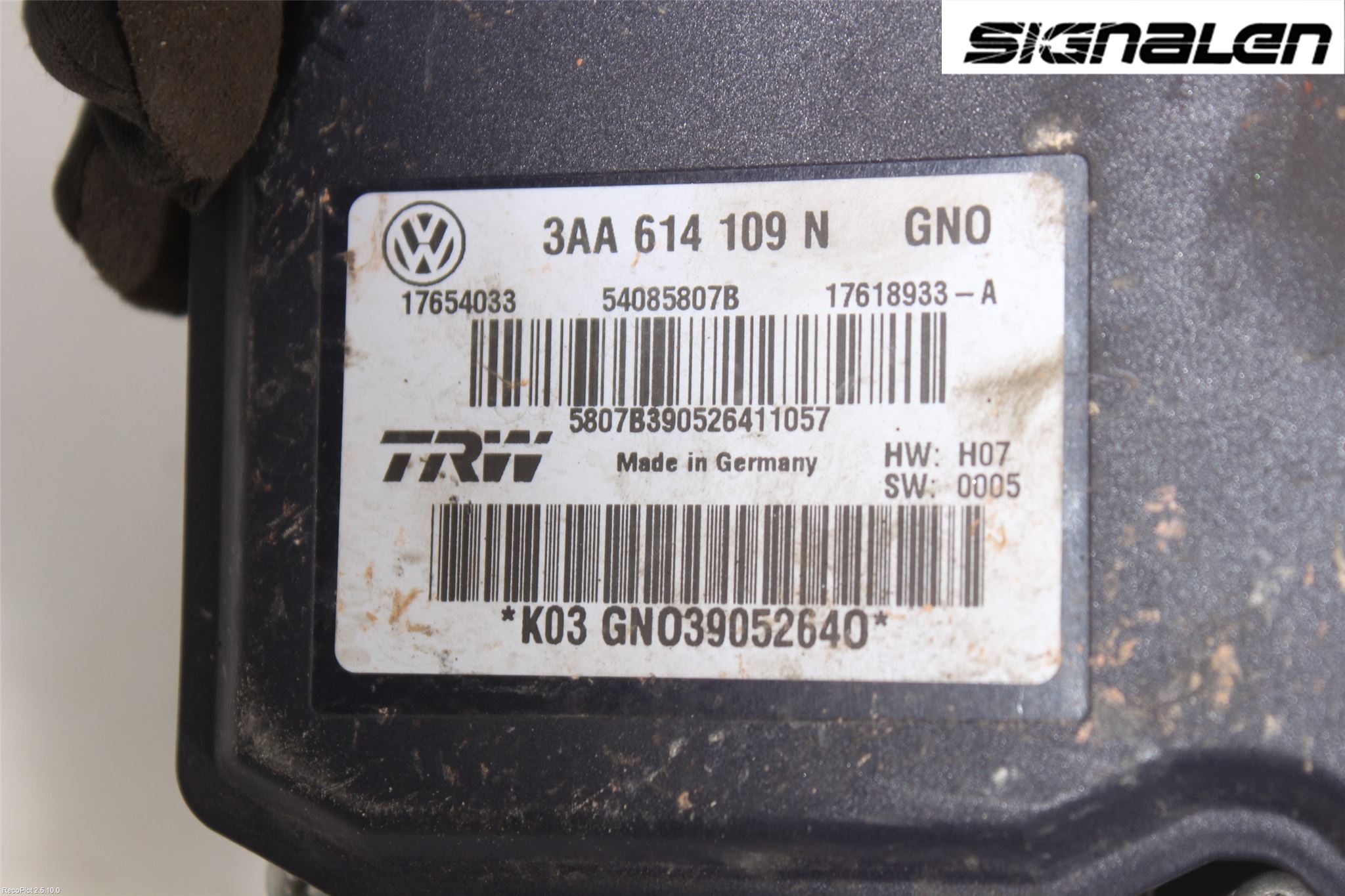 Volkswagen VW PASSAT 11-14 Abs Hydraulaggregat
