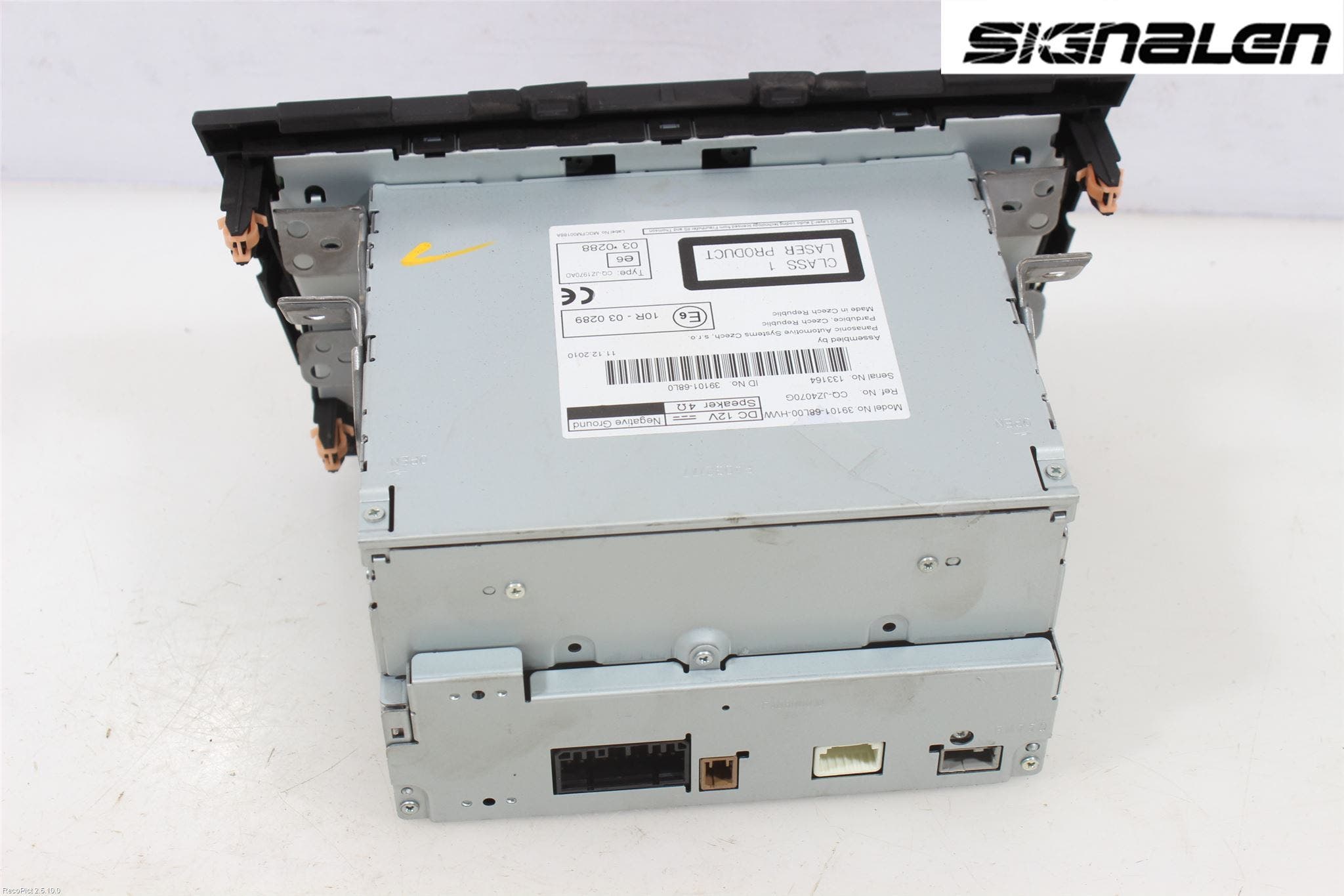 Suzuki SWIFT 11-16 Radio