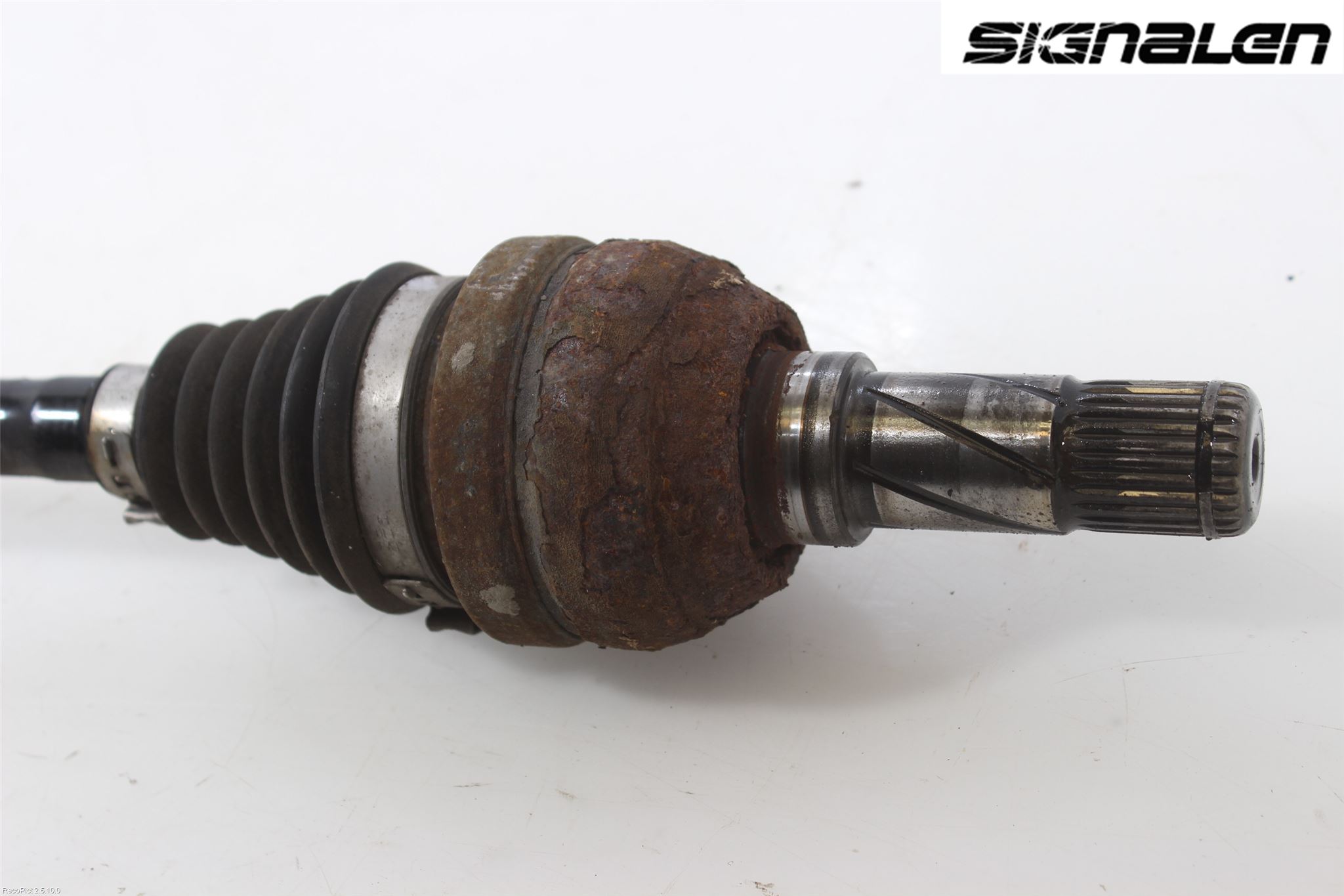 Volvo XC70 05-07 Drivaxel Bak Vänster