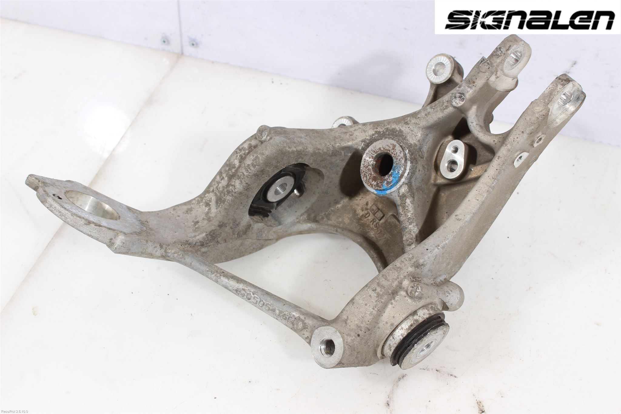 Audi A6/S6 4G 11-18 Hjullagerhus-Spindel Hö B