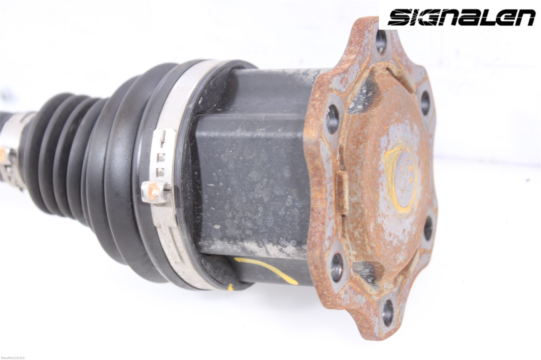 Audi A4/S4 B9 16-19 Drivaxel Fram Höger