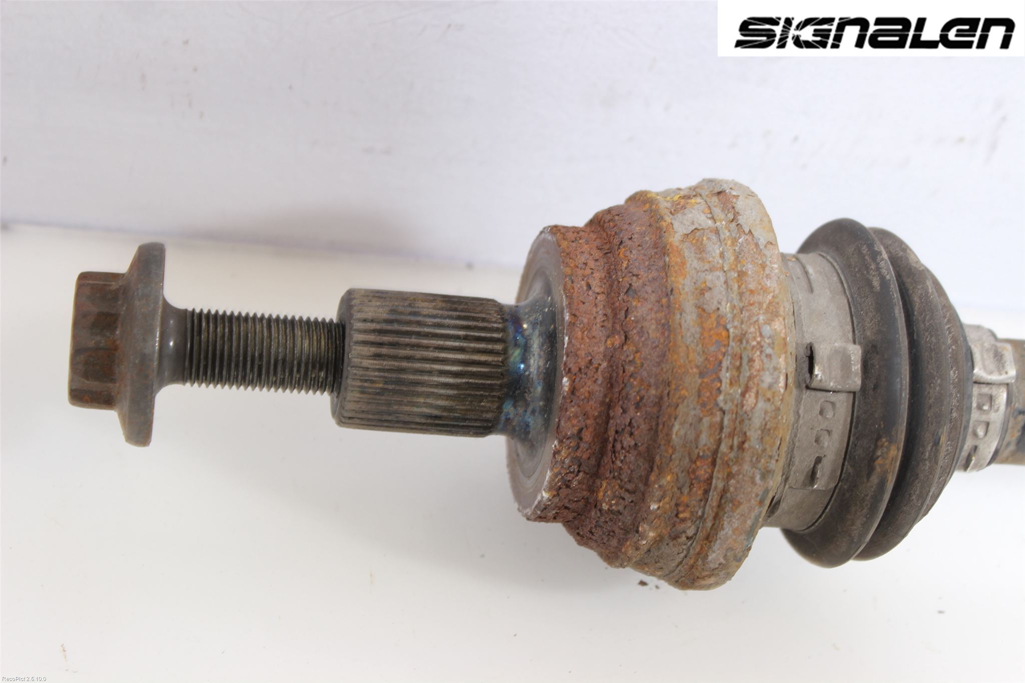 Volkswagen VW TIGUAN 07-16 Drivaxel Bak Höger