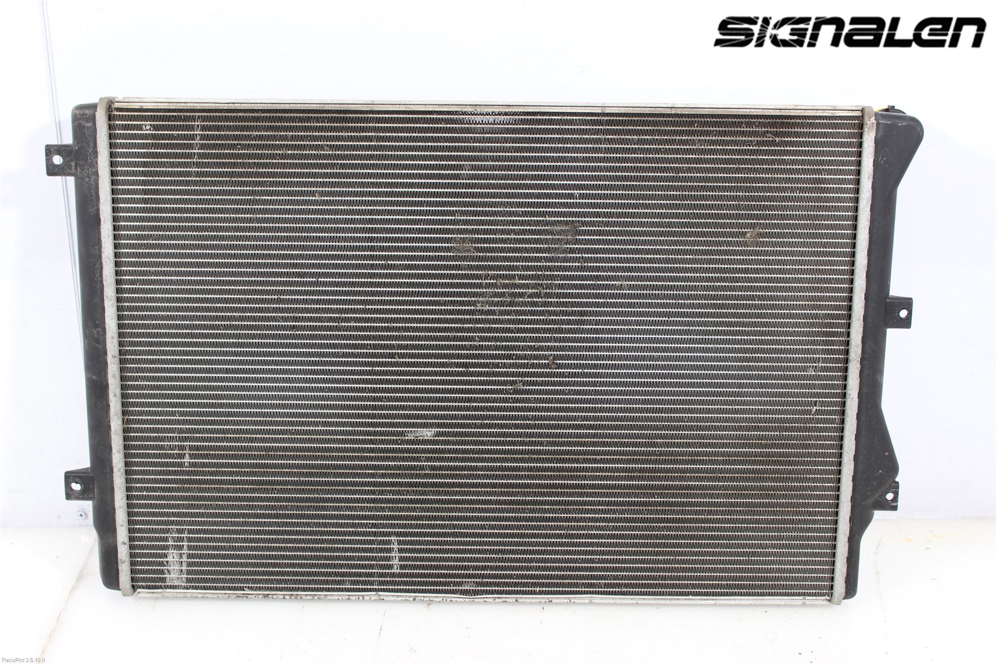 Volkswagen VW PASSAT 05-11 Kylare Man