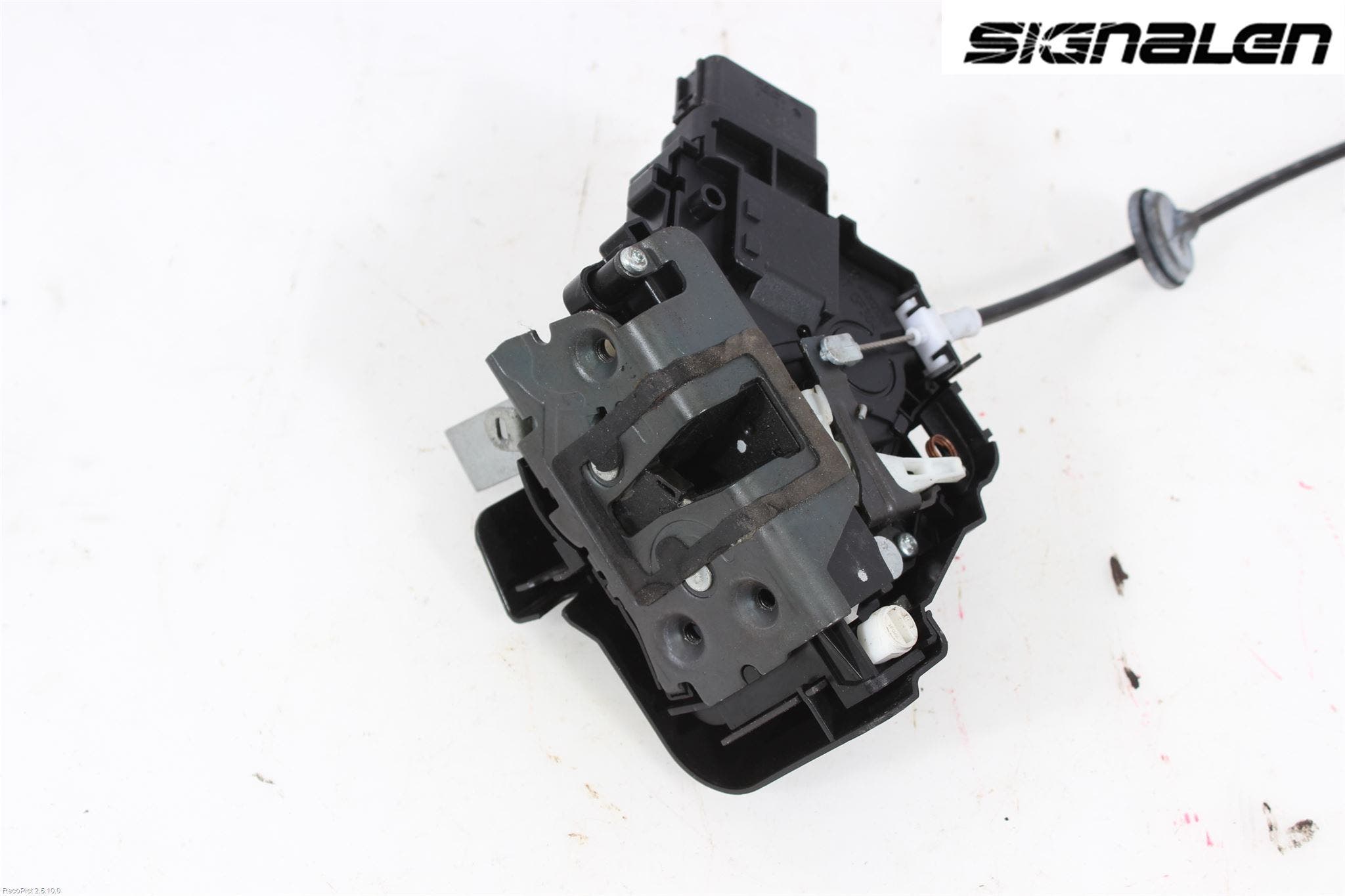 Ford FOCUS 08-11 Låskista-Dörrlås