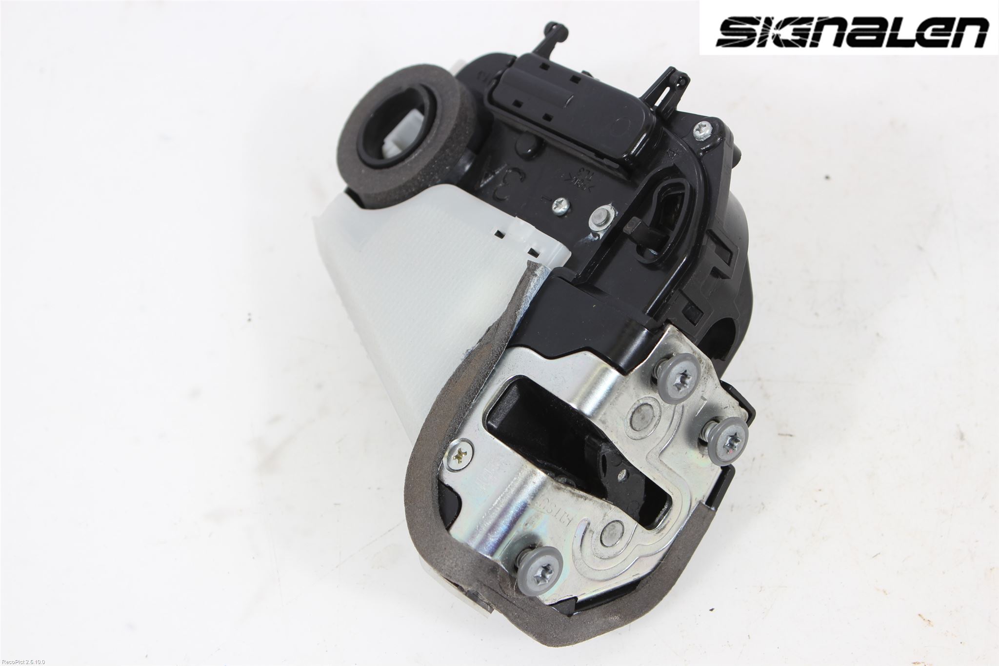 Toyota YARIS XP90 06-11 Låskista-Dörrlås