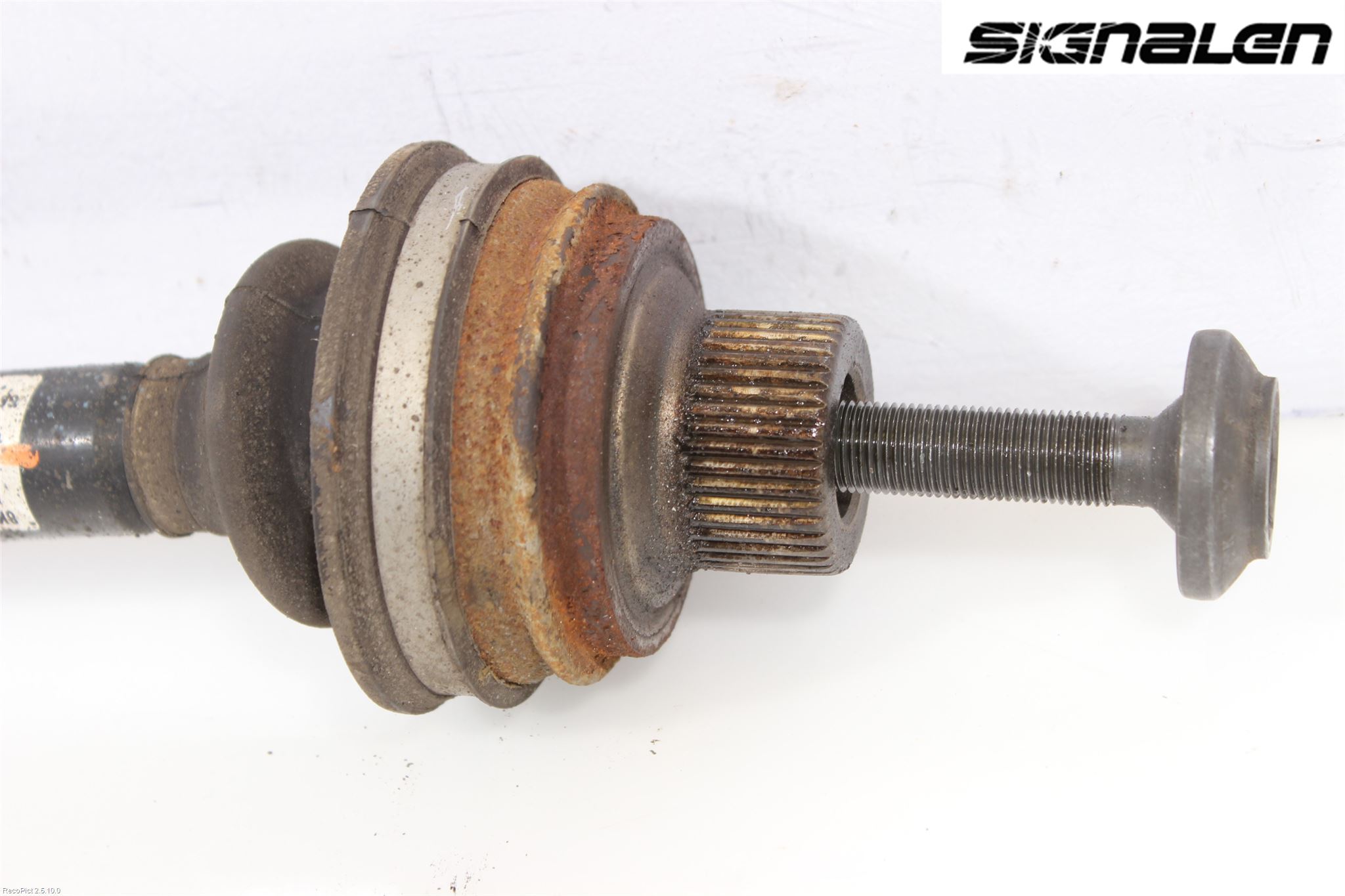 Audi A4 ALLROAD 09-16 Drivaxel Bak Höger