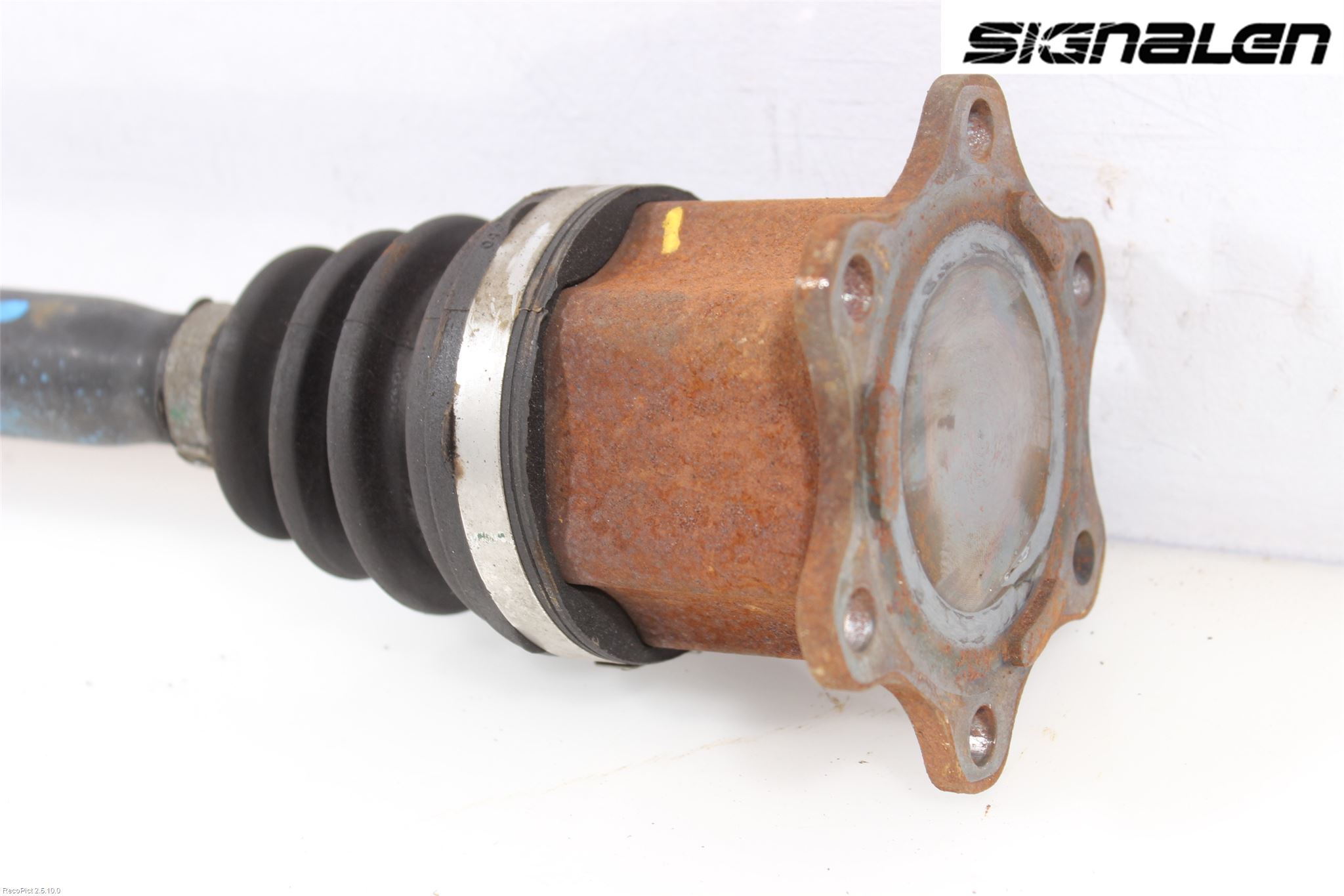 Audi A4/S4 05-07 Drivaxel Fram Höger