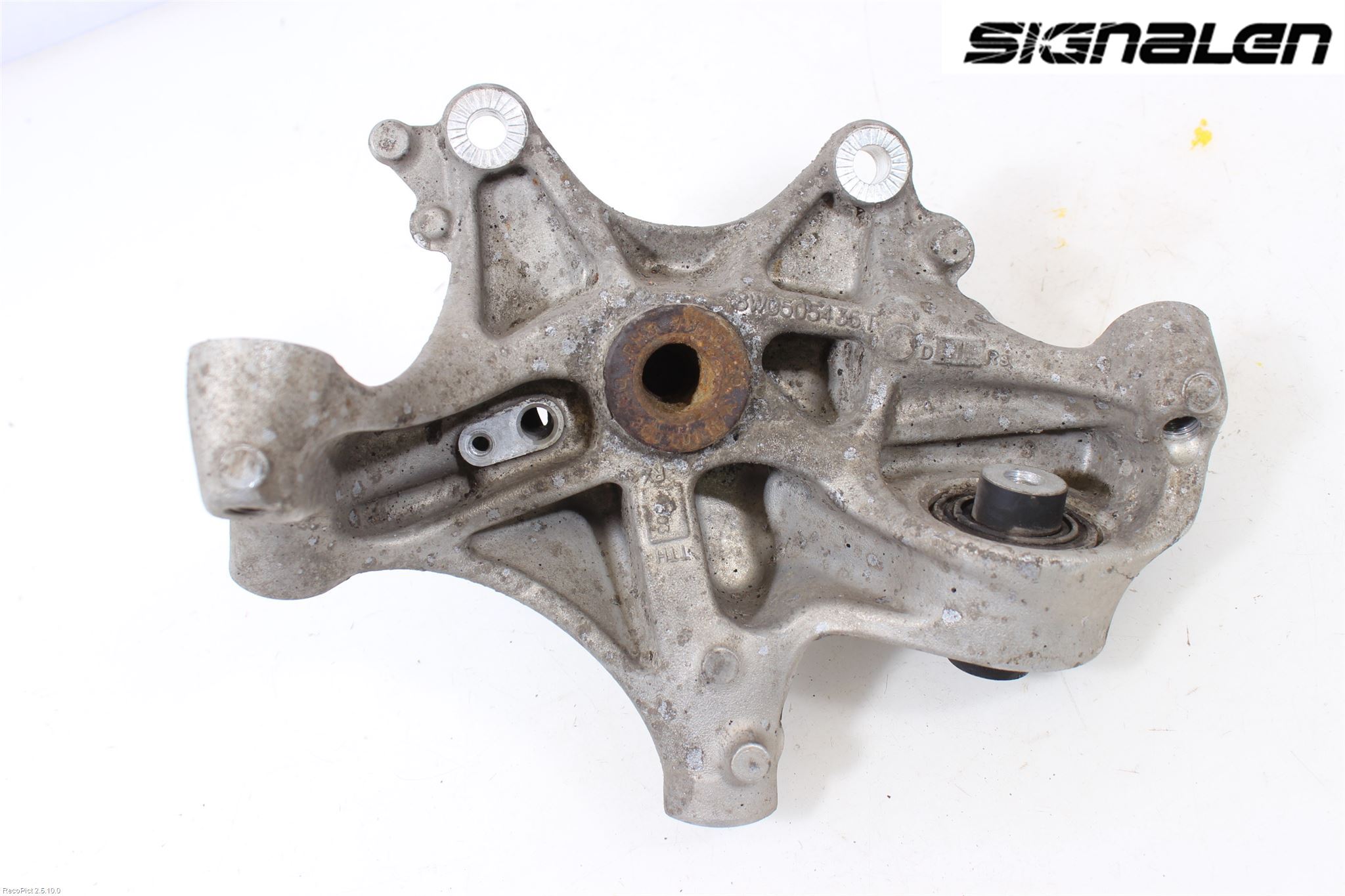 Audi A4/S4 B9 16-19 Hjullagerhus-Spindel Vä B