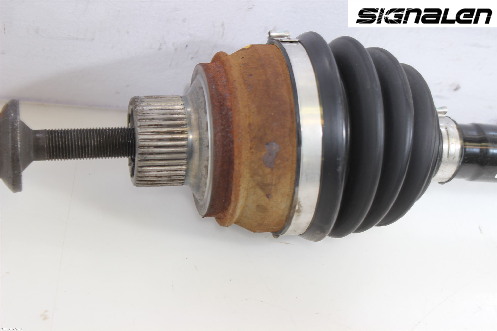 Audi Q5 09-16 Drivaxel Fram Vänster