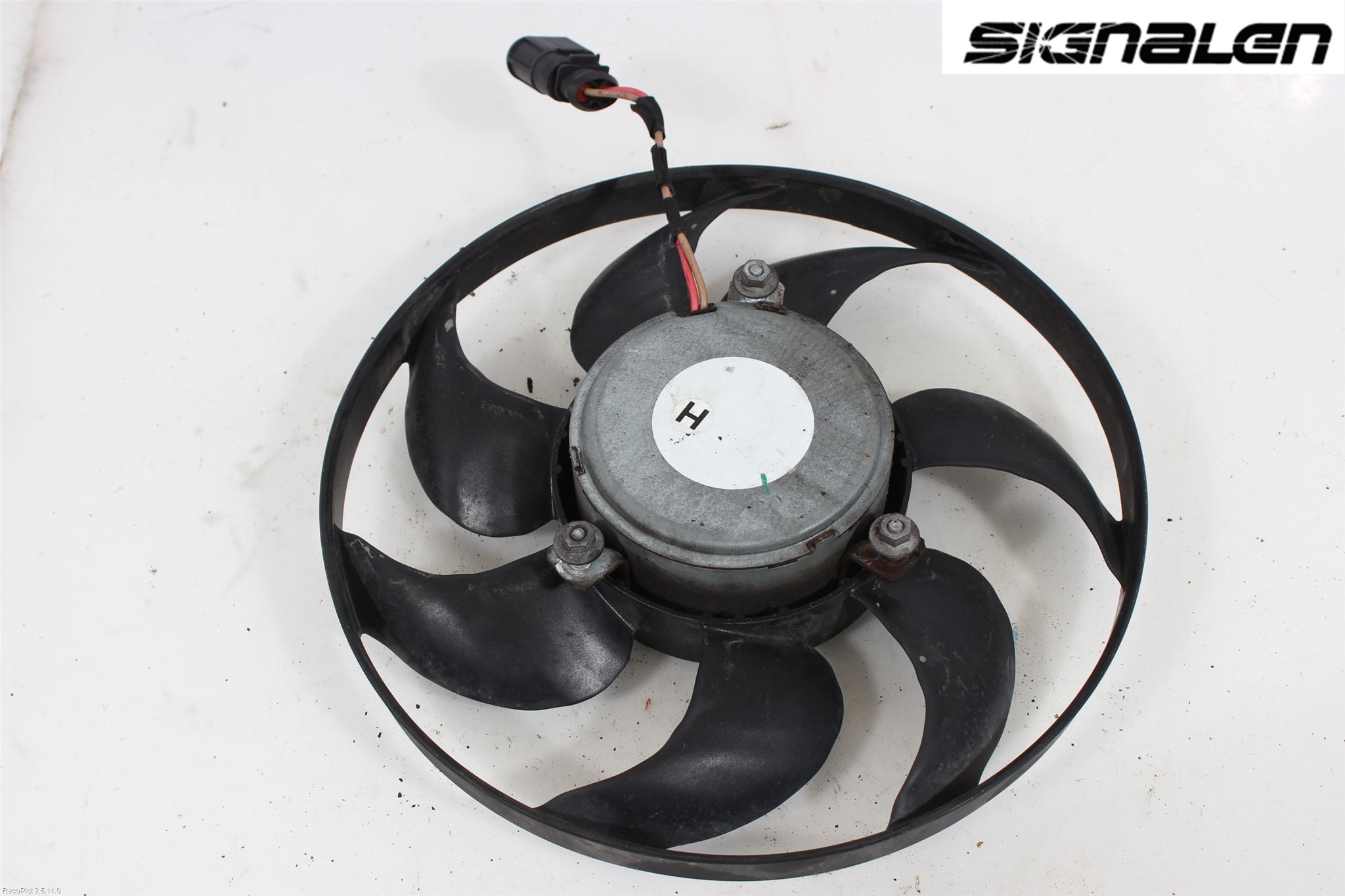 Volkswagen VW CADDY      04-10 Kylfläkt El