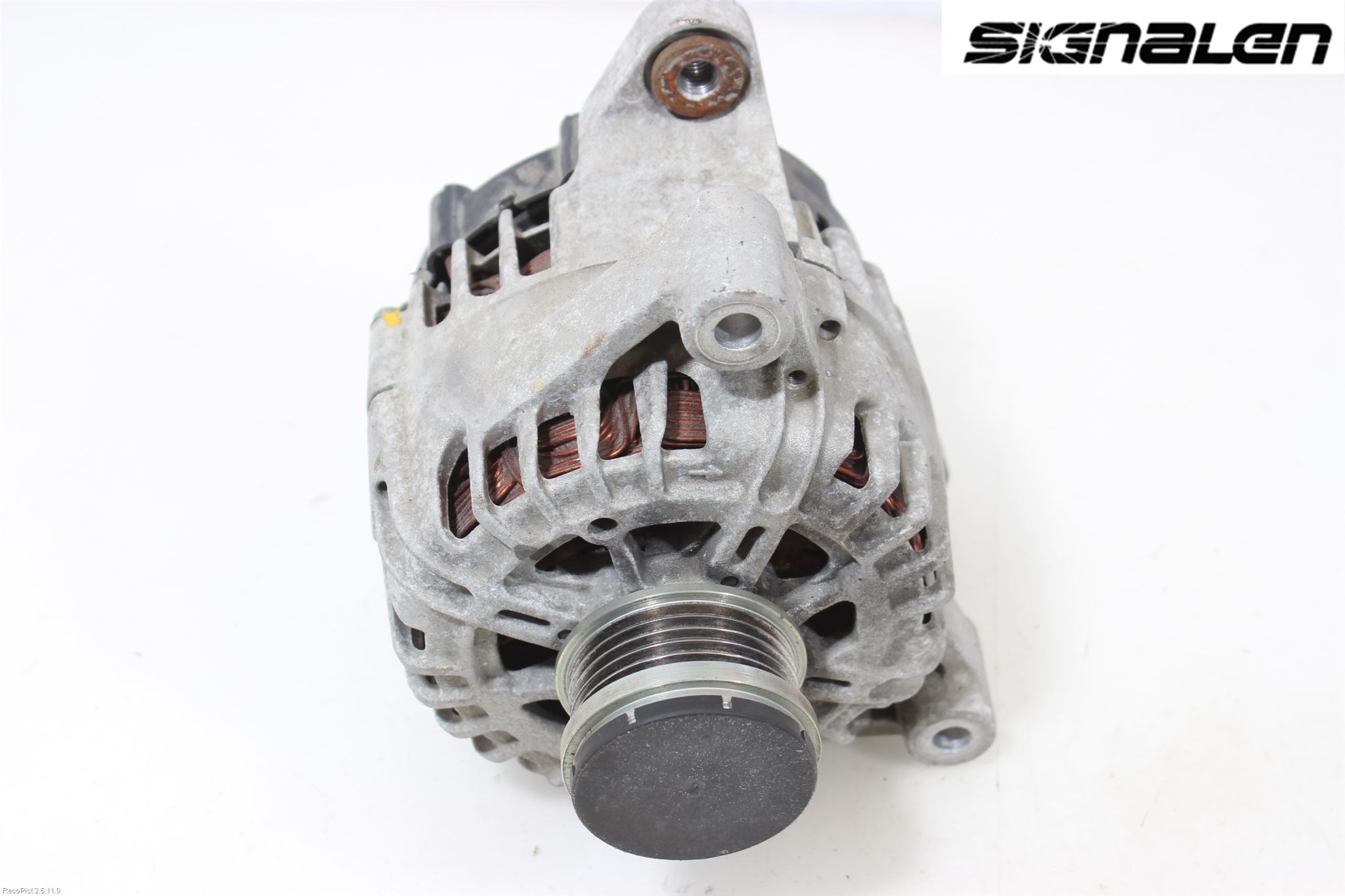 Opel CORSA D 07-14 Generator