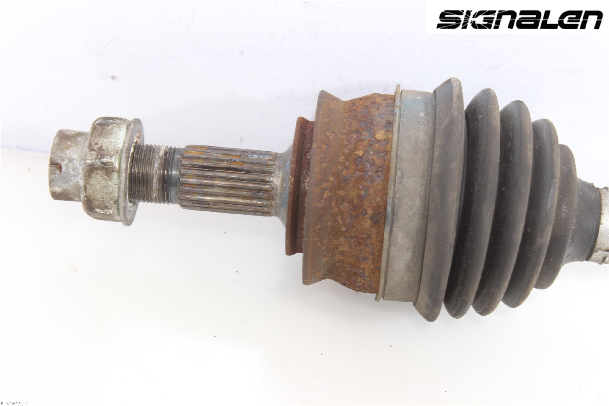 Opel CORSA D 07-14 Drivaxel Fram Höger