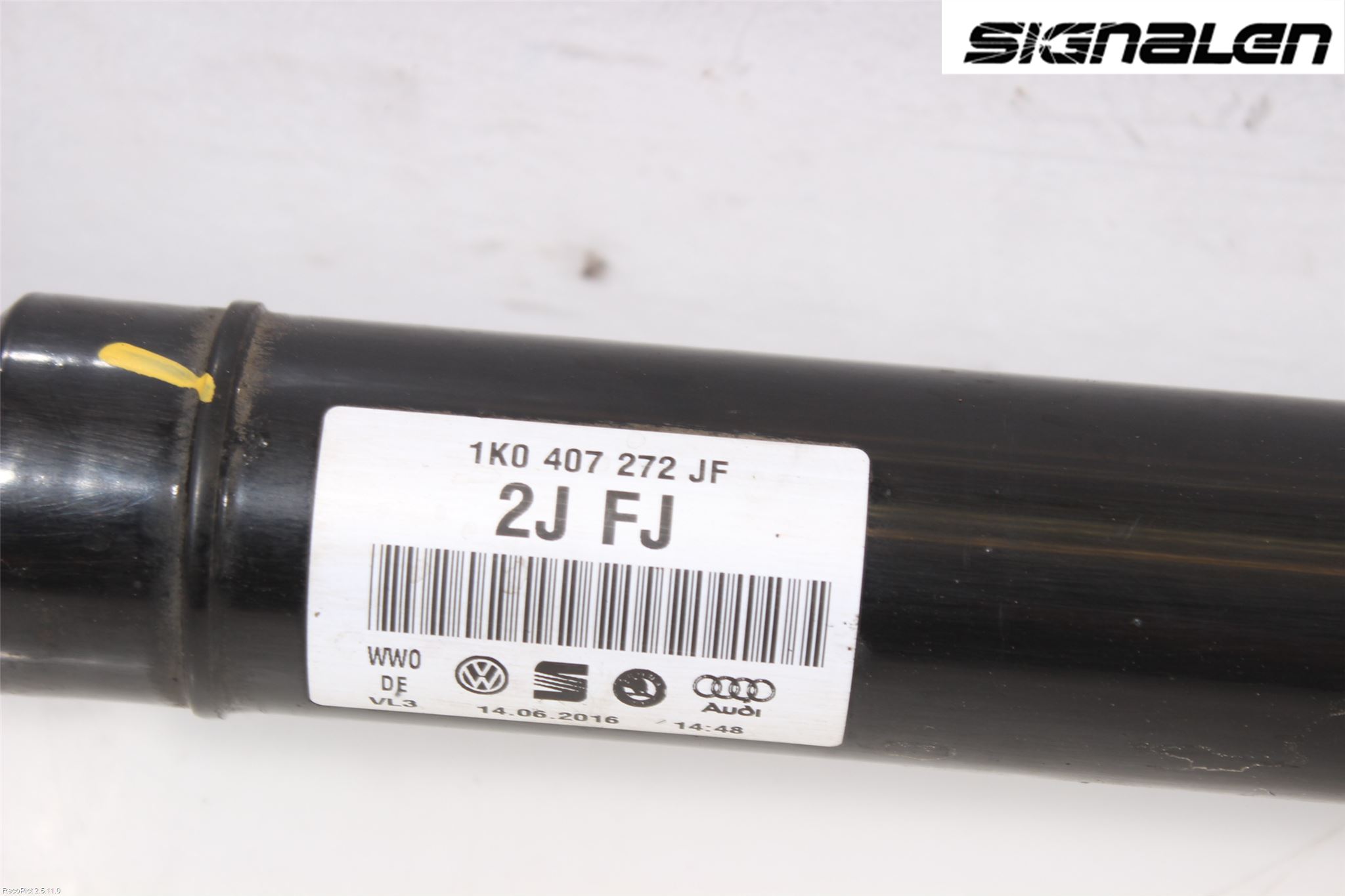 Skoda YETI Drivaxel Fram Höger