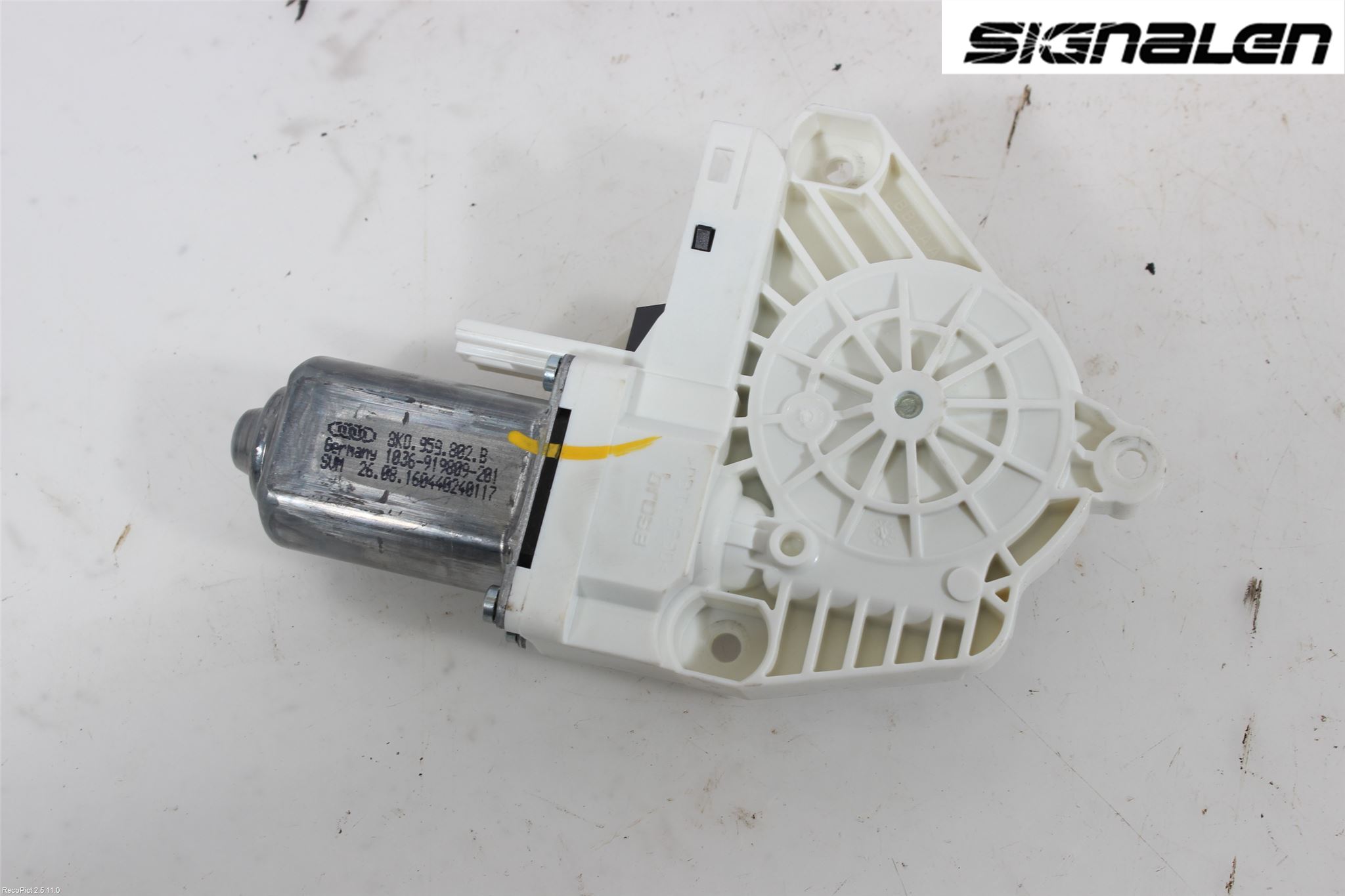 Audi A4 ALLROAD 09-16 Fönsterhissmotor