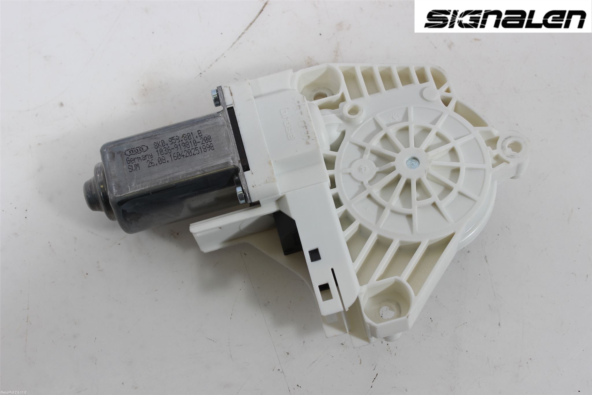 Audi A4 ALLROAD 09-16 Fönsterhissmotor