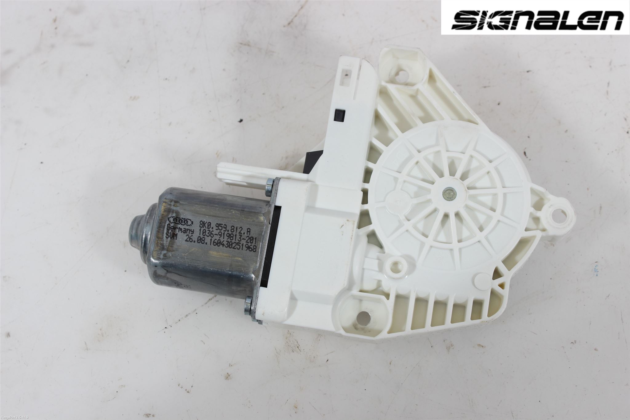 Audi A4 ALLROAD 09-16 Fönsterhissmotor