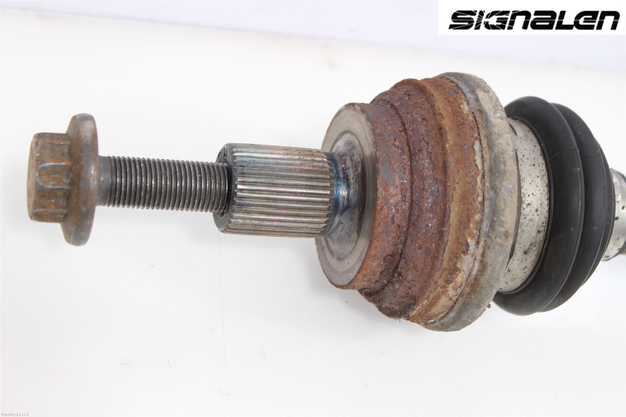 Volkswagen VW TIGUAN 07-16 Drivaxel Bak Höger