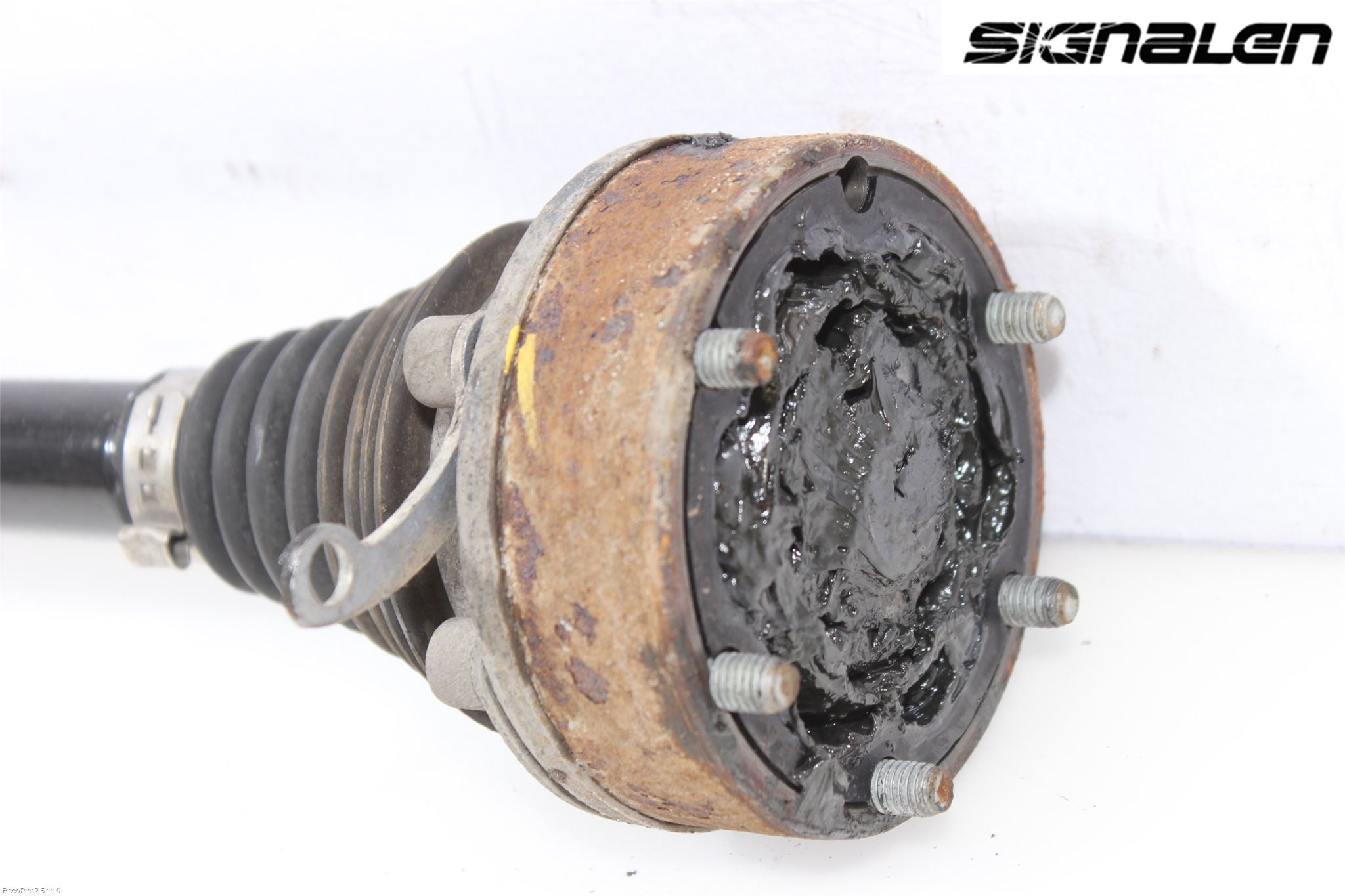 Volkswagen VW TIGUAN 07-16 Drivaxel Bak Vänster