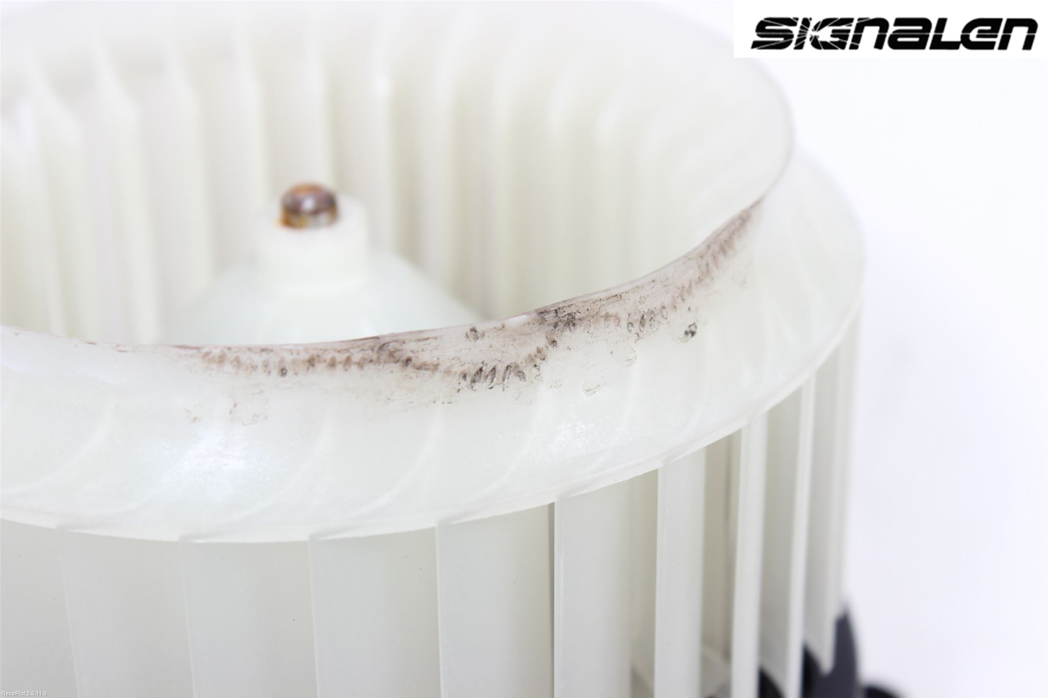 Audi A4 ALLROAD 09-16 Värmefläkt