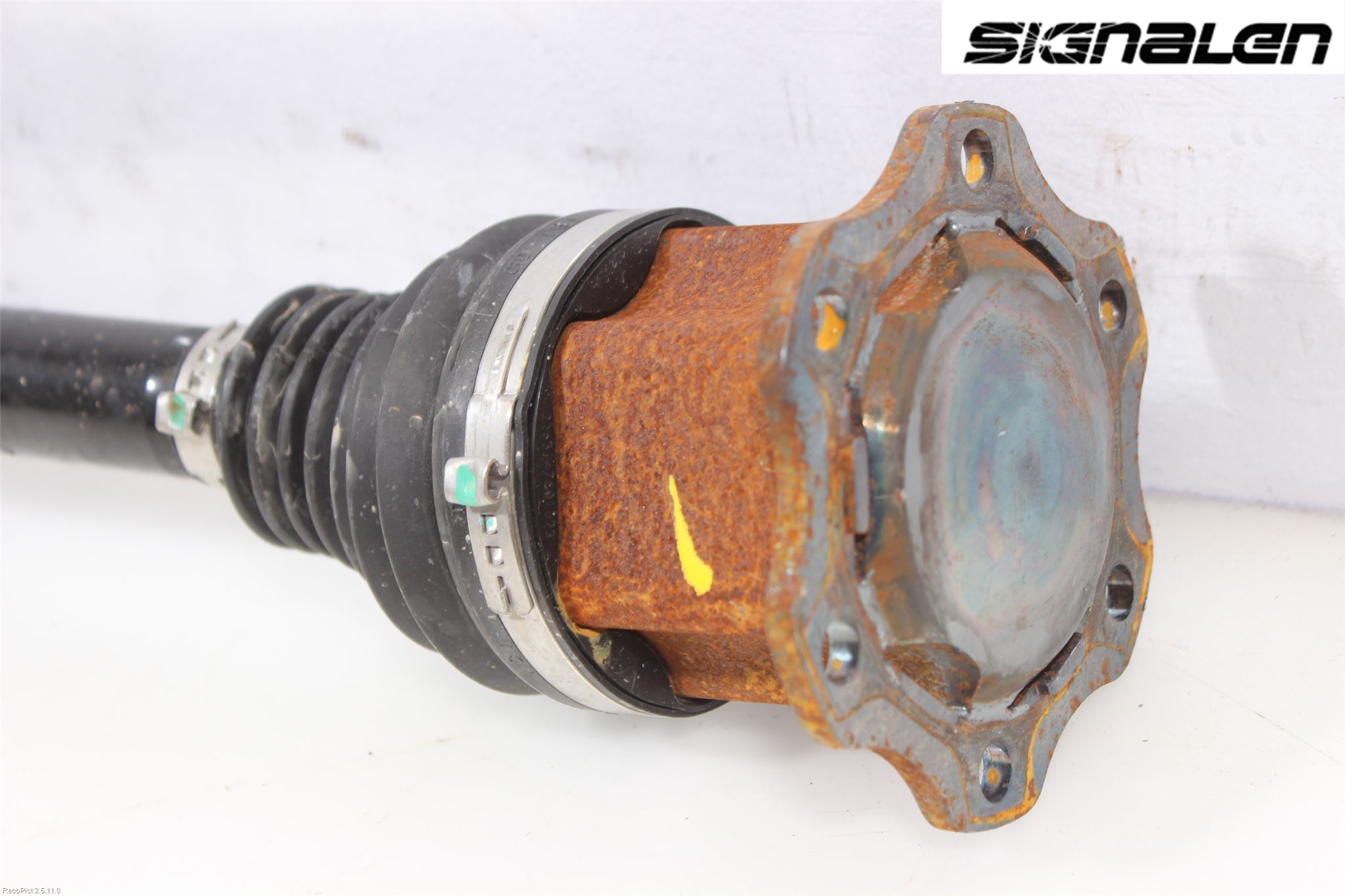 Audi A4 ALLROAD 09-16 Drivaxel Fram Vänster