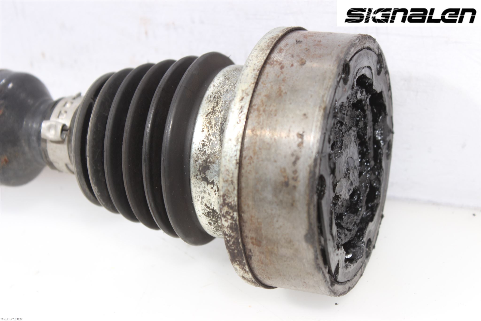 Volkswagen VW GOLF PLUS/CROSS GOLF 04-14 Drivaxel Fram Höger