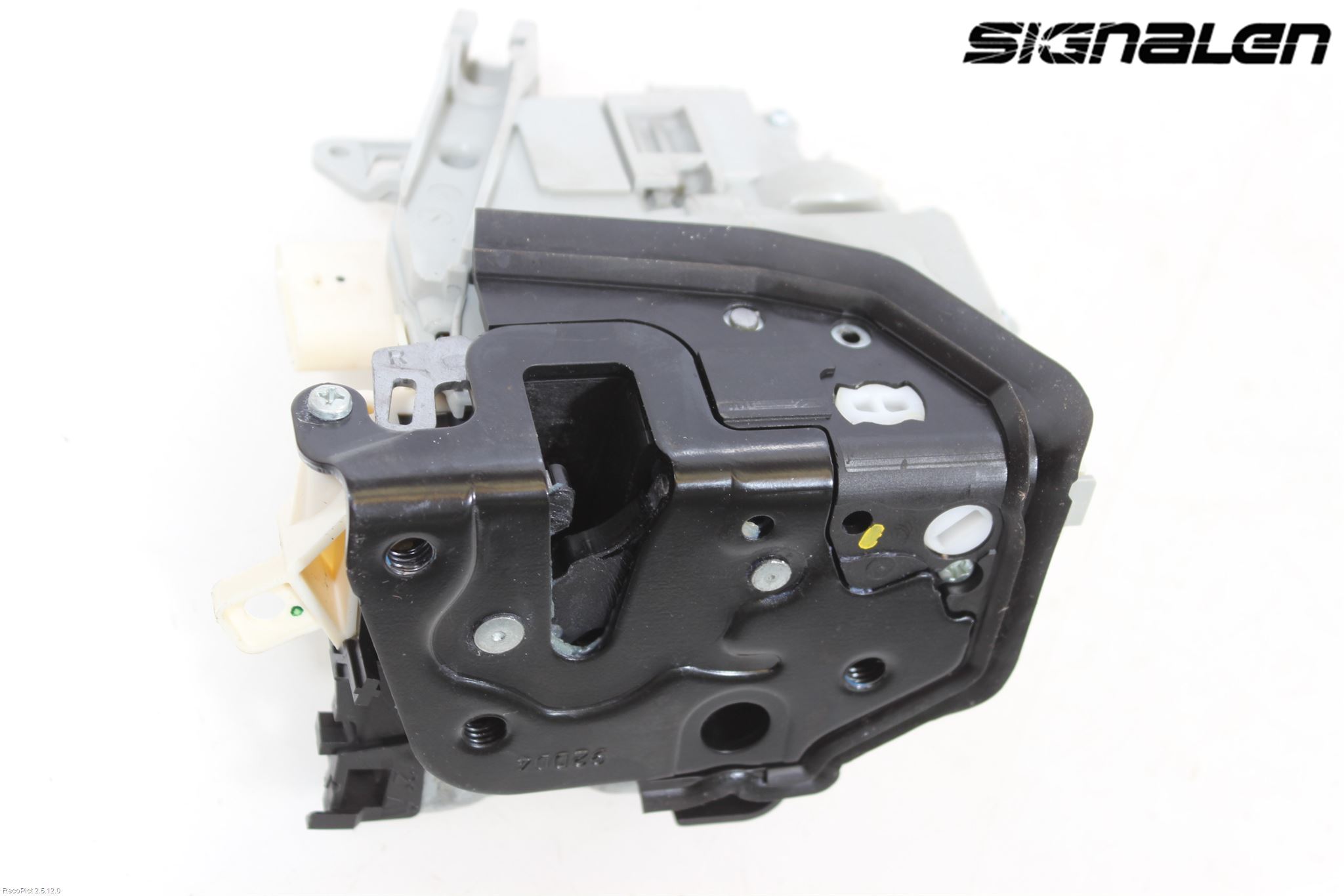 Audi A6/S6 4G 11-18 Låskista-Dörrlås