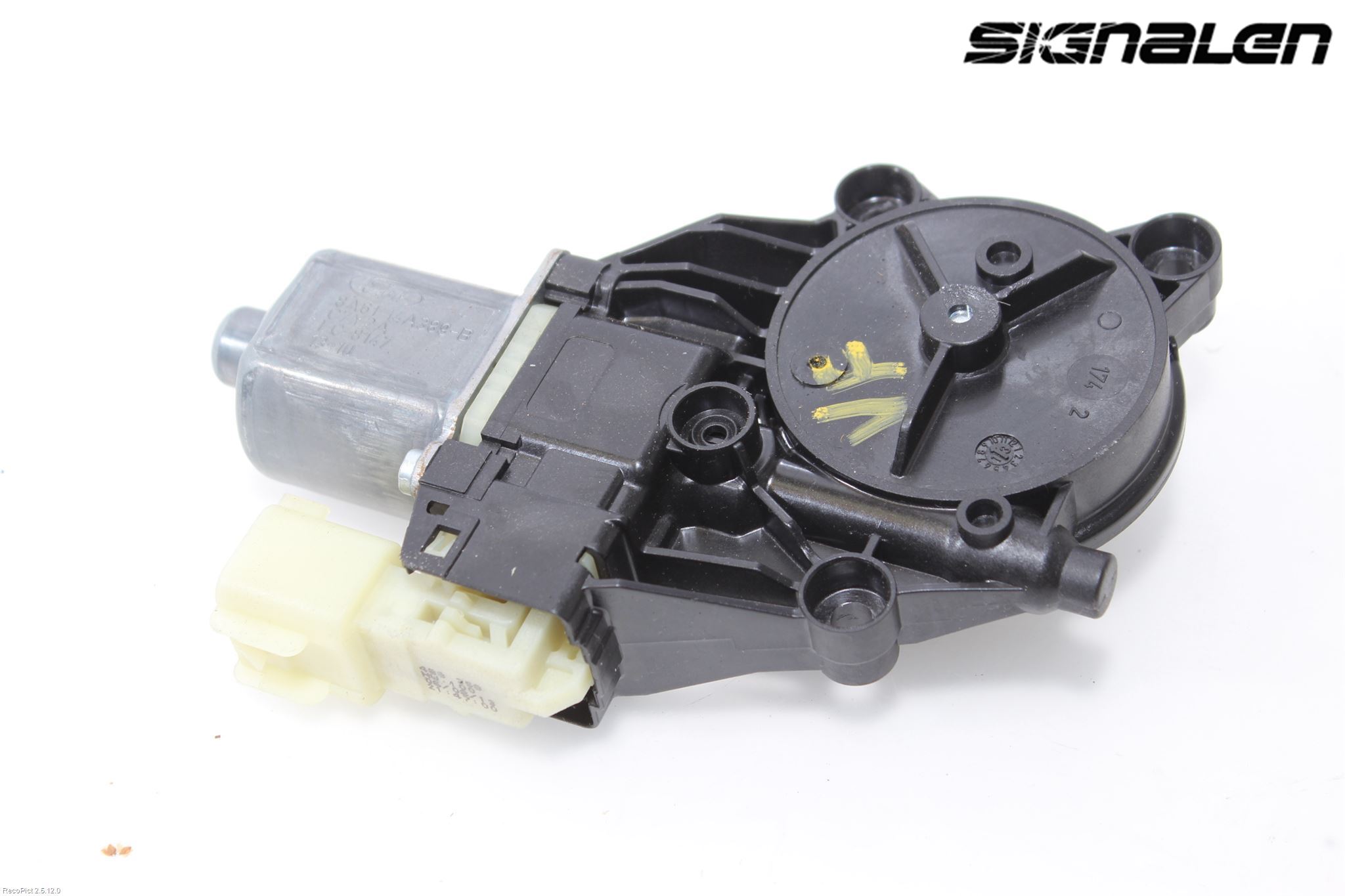 Ford FIESTA 13-17 Fönsterhissmotor