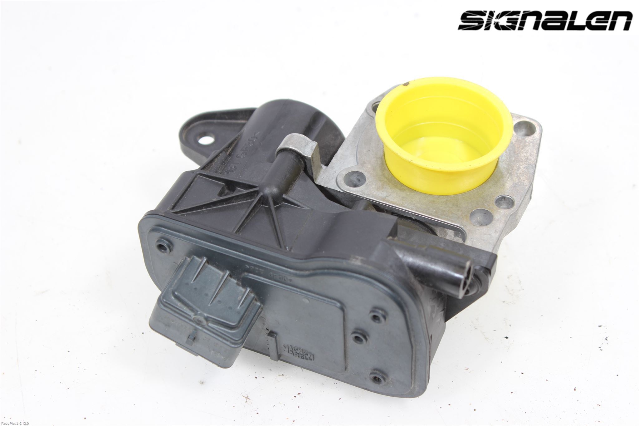 Peugeot 208 12-15 Injspjällhus