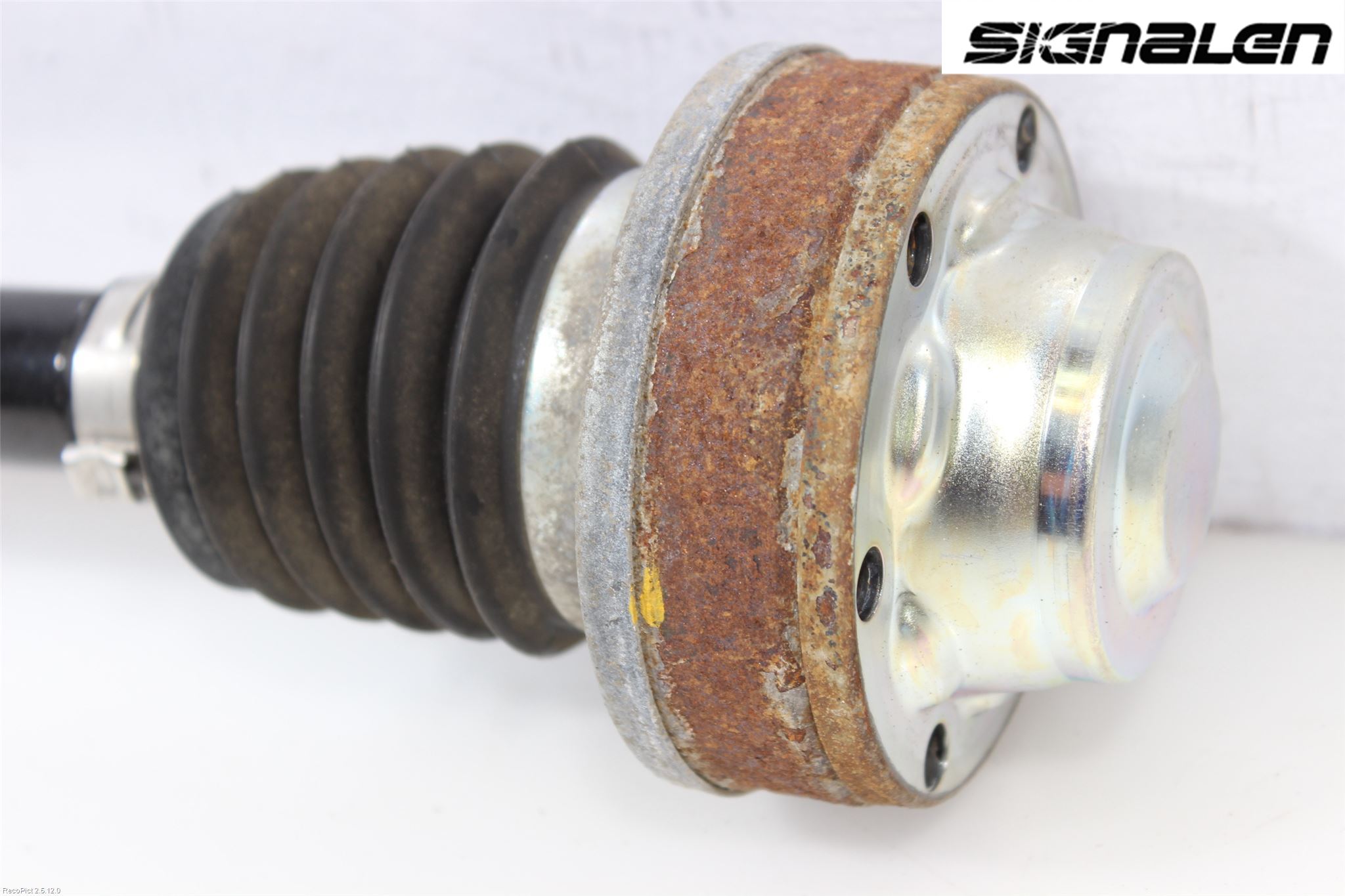 Skoda SUPERB 16-24 Drivaxel Bak Höger