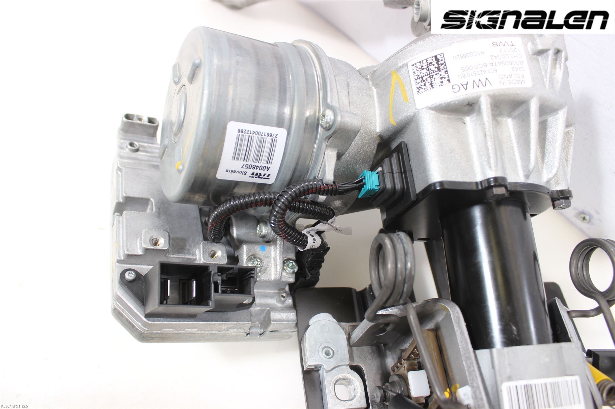 Skoda FABIA 15-21 Rattaxelagg Med Inb Servo