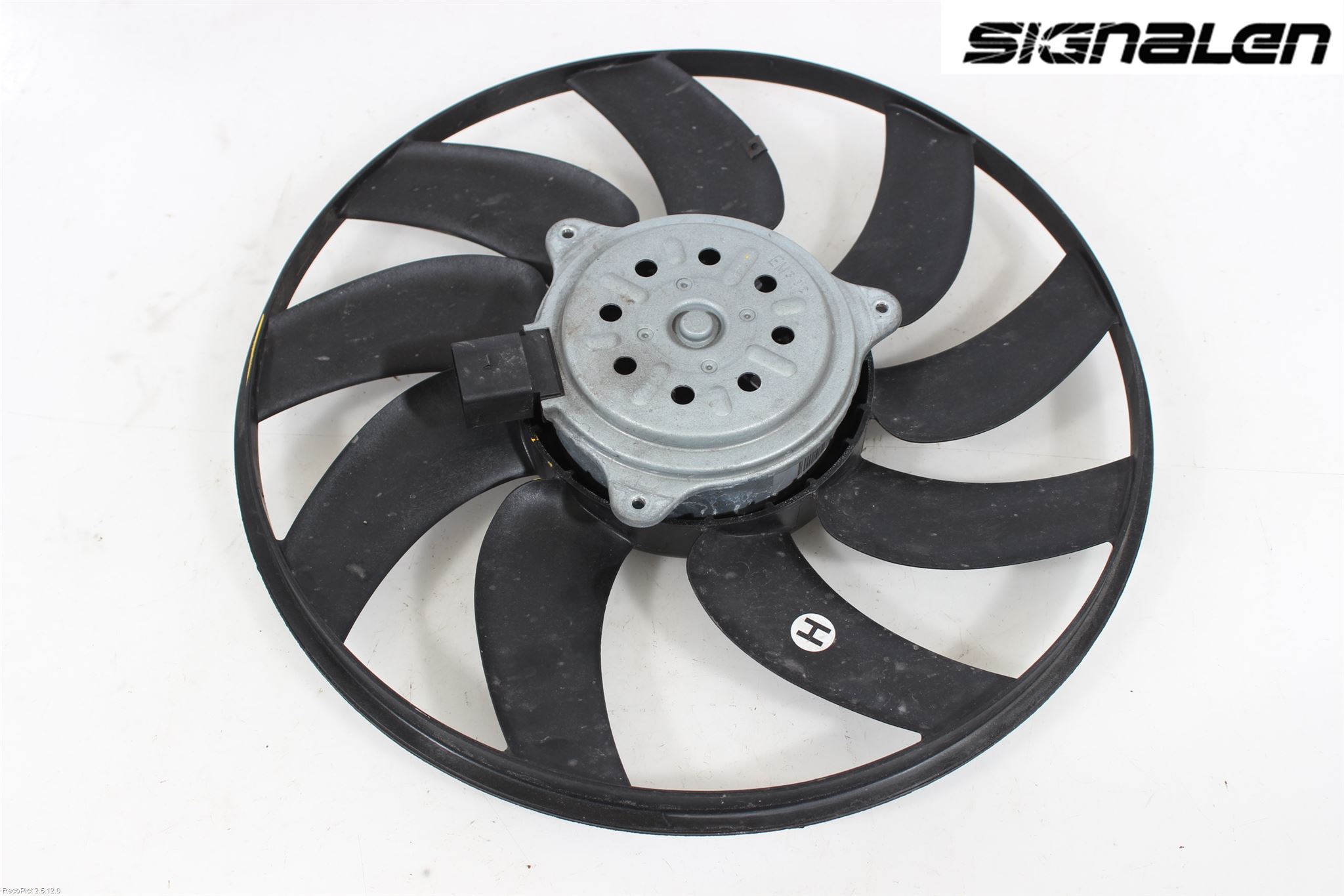 Audi A4 12-15 Kylfläkt El