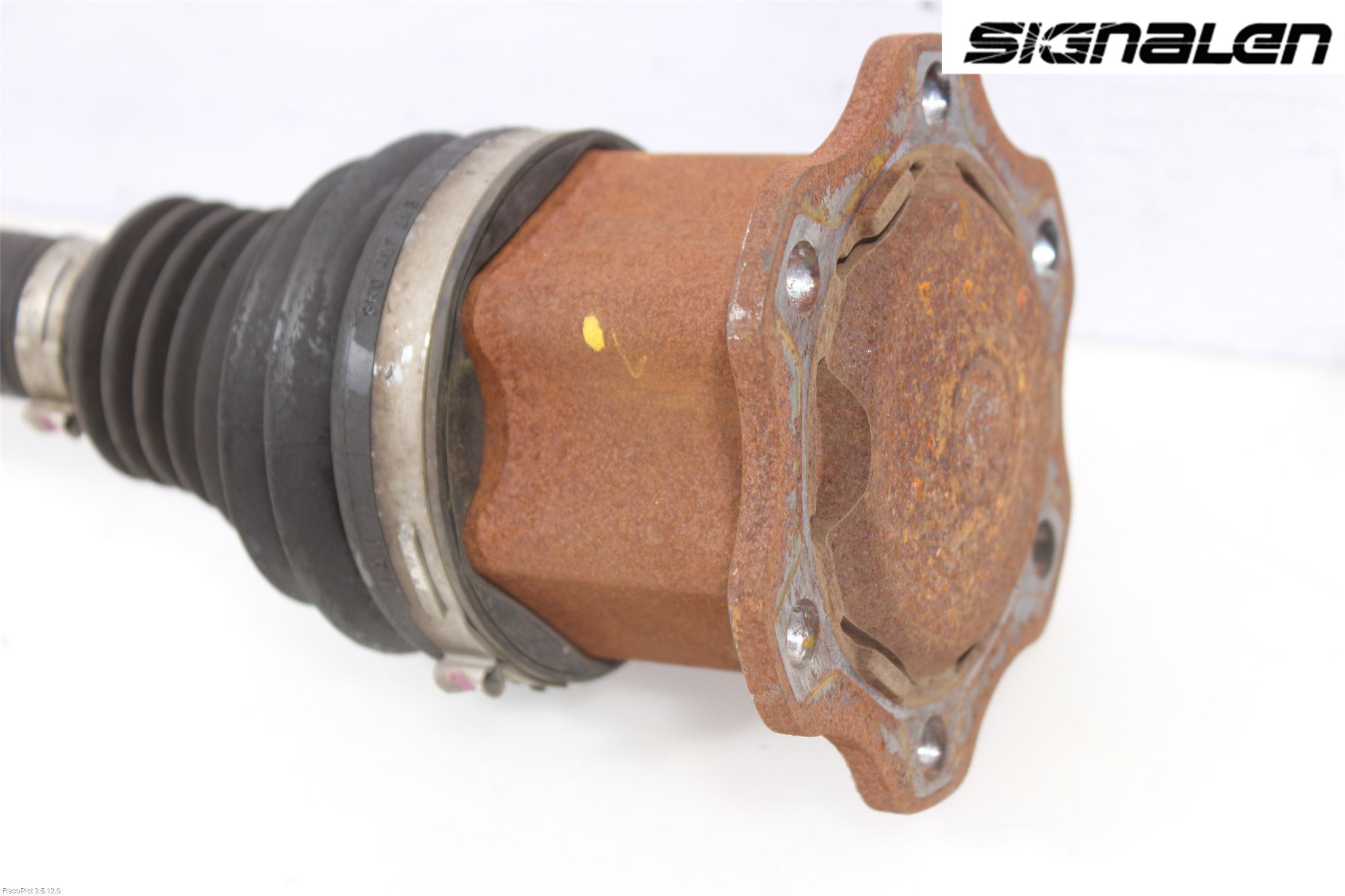 Audi A4/S4 08-11 Drivaxel Fram Höger