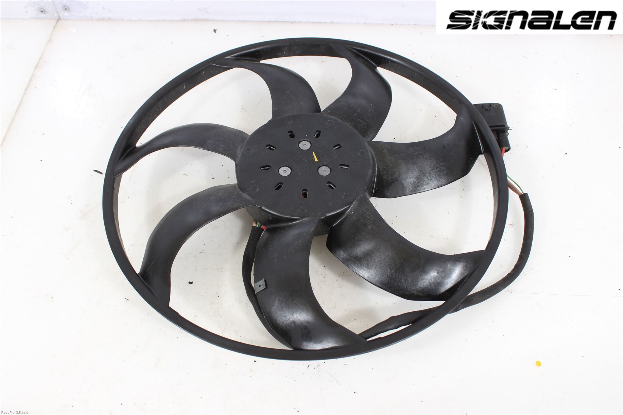 Volkswagen VW GOLF / E-GOLF VII 13-20 Kylfläkt El