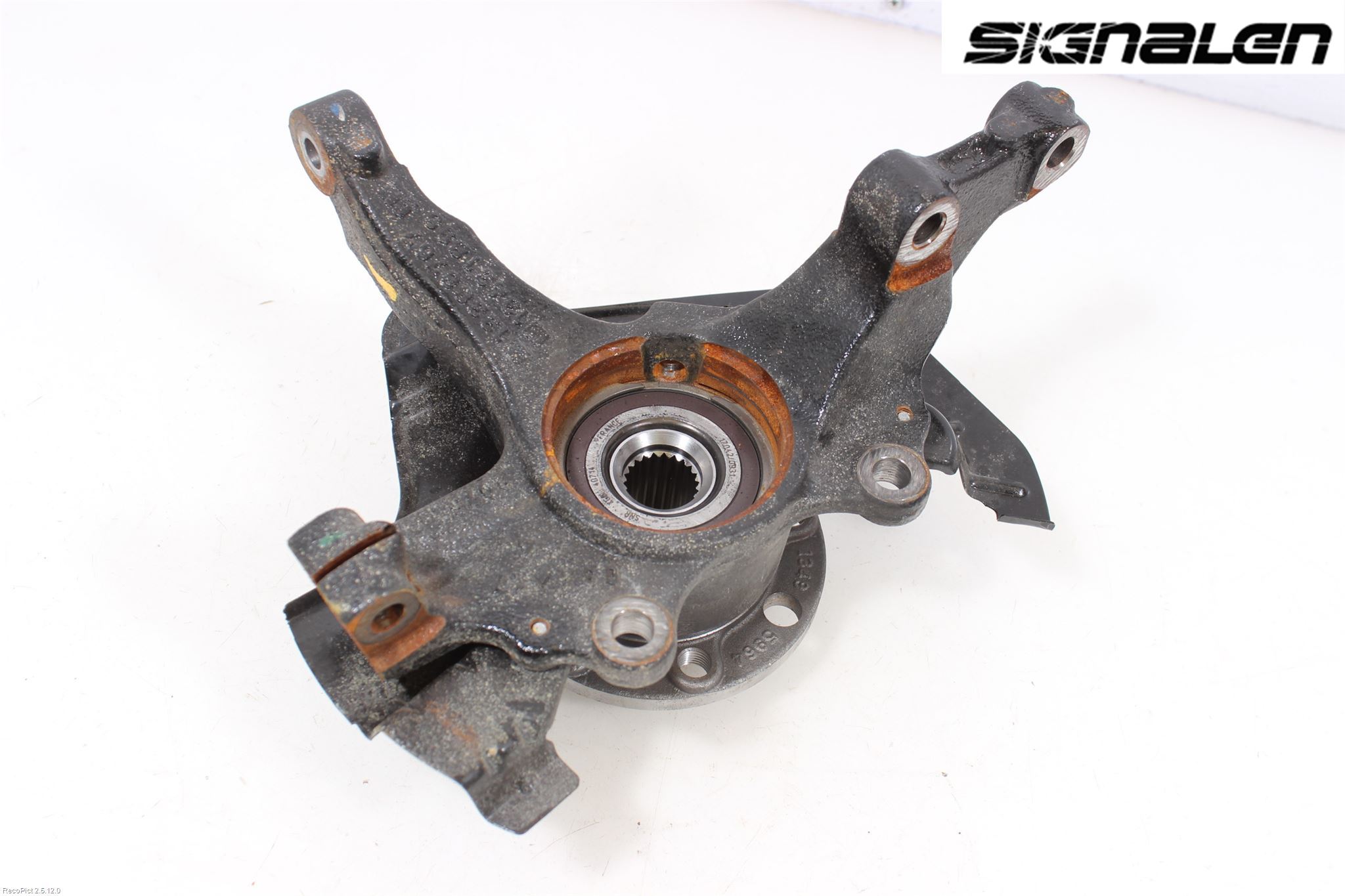 Opel CORSA E 15-19 Styrspindel Lagerhus Vä