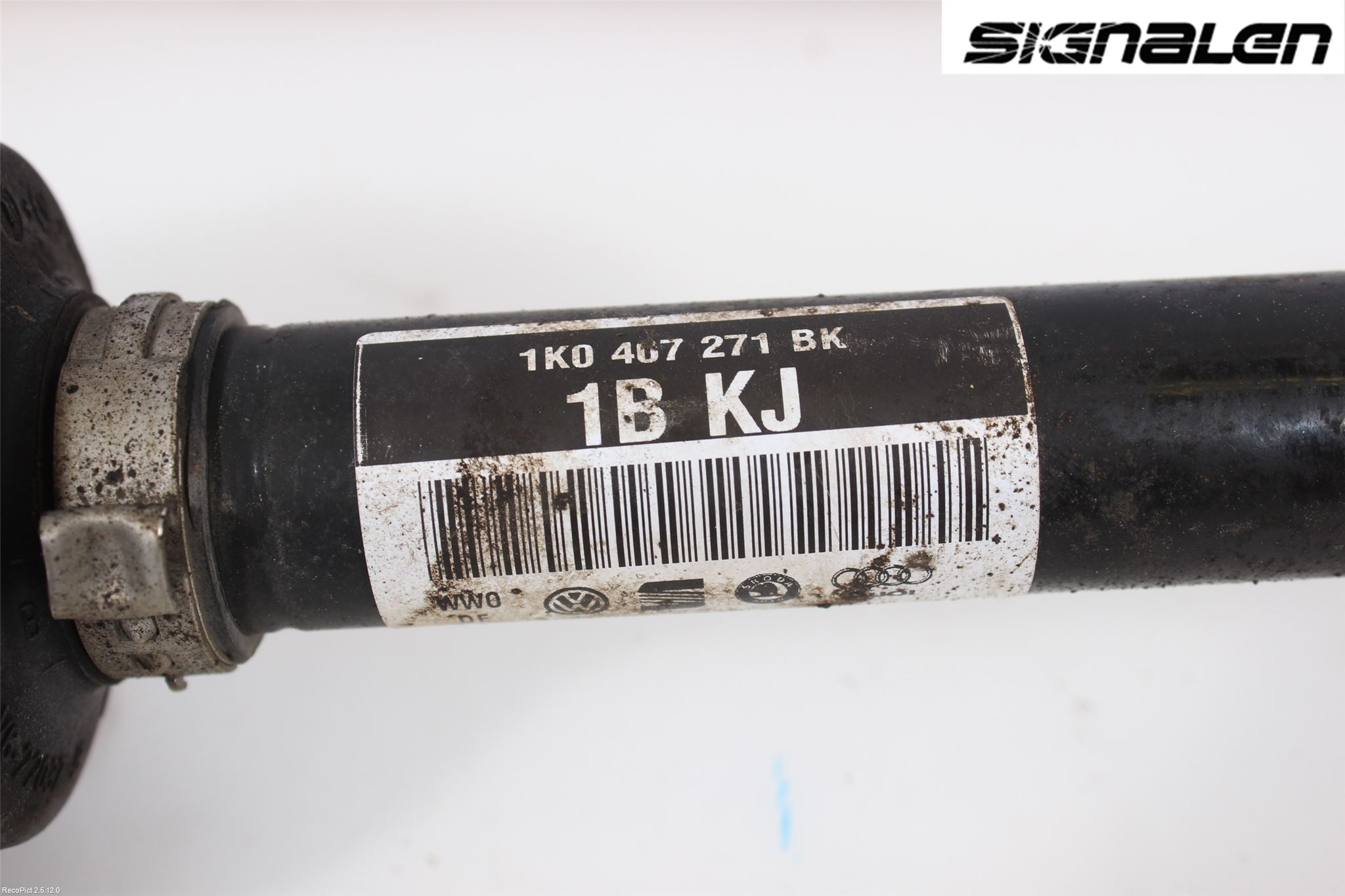 Volkswagen VW GOLF SPORTSVAN 15-20 Drivaxel Fram Vänster