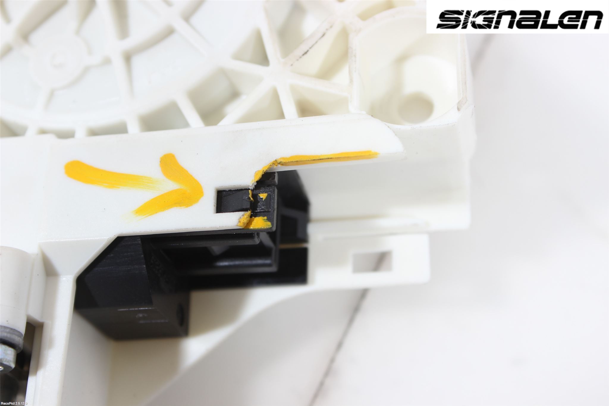 Audi A1/S1 11-18 Fönsterhissmotor