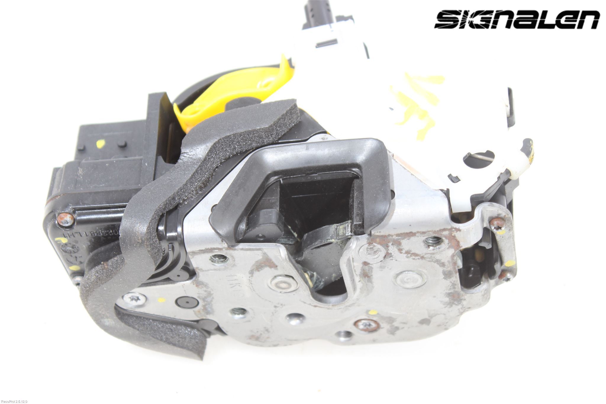 Opel INSIGNIA 09-16 Låskista-Dörrlås